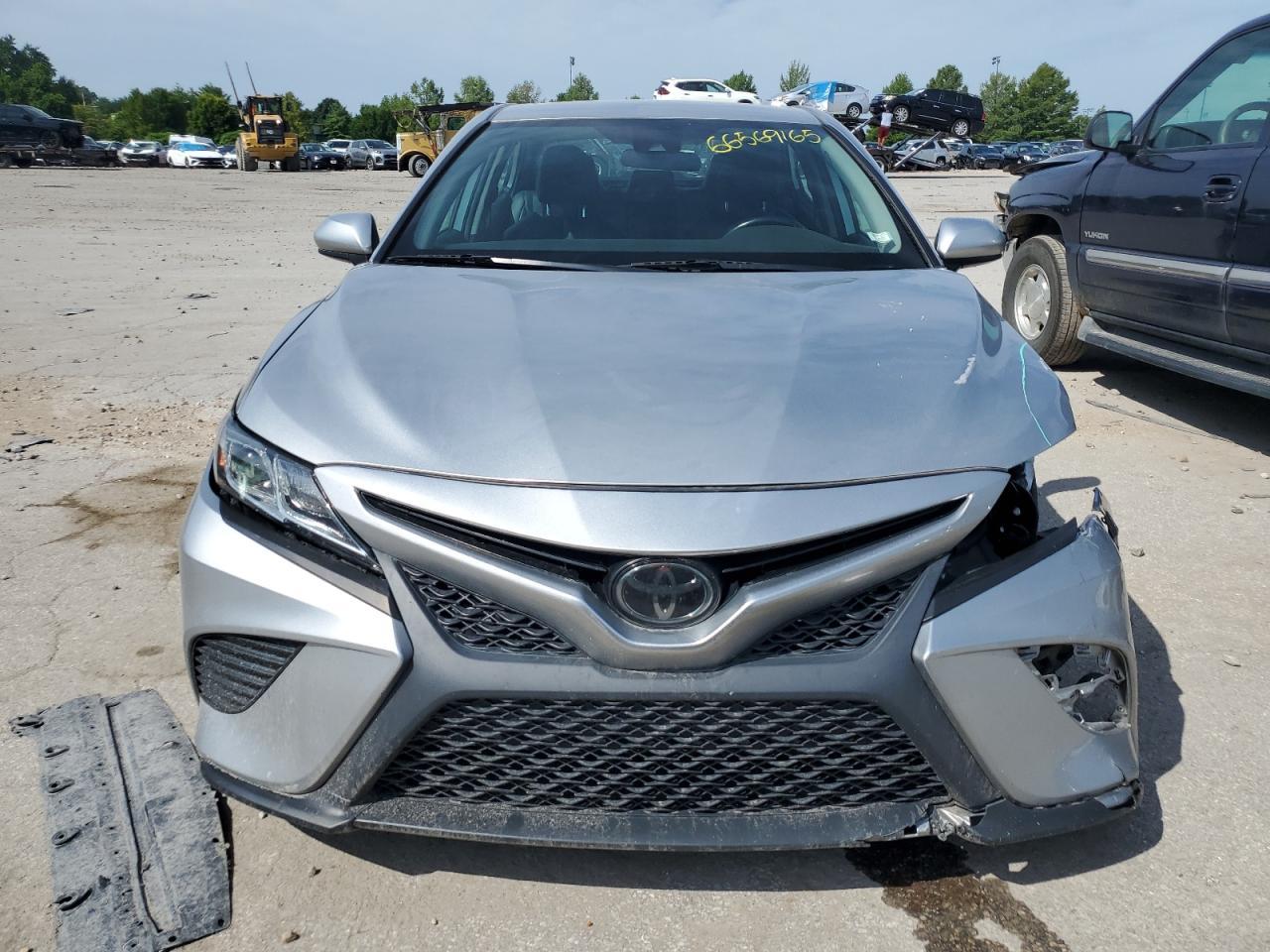 2020 Toyota Camry Se - Image 5