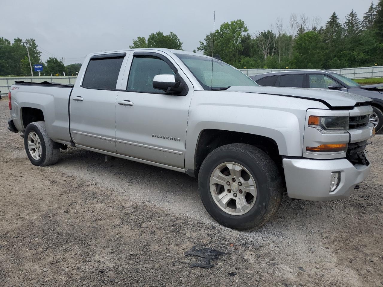 2017 Chevrolet Silverado K1500 Lt - Image 4