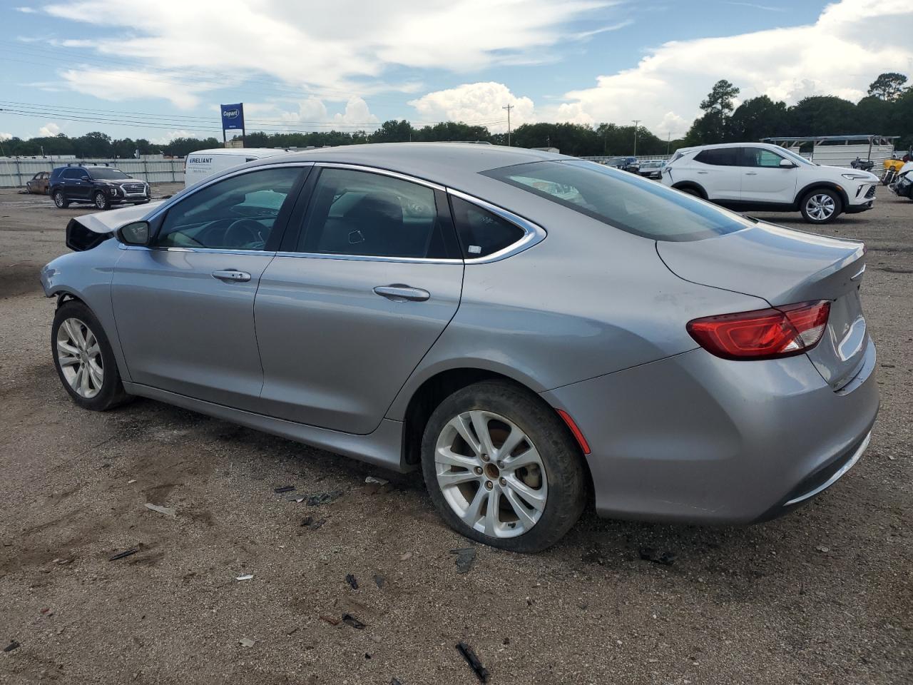 2015 Chrysler 200 Limited - Image 2