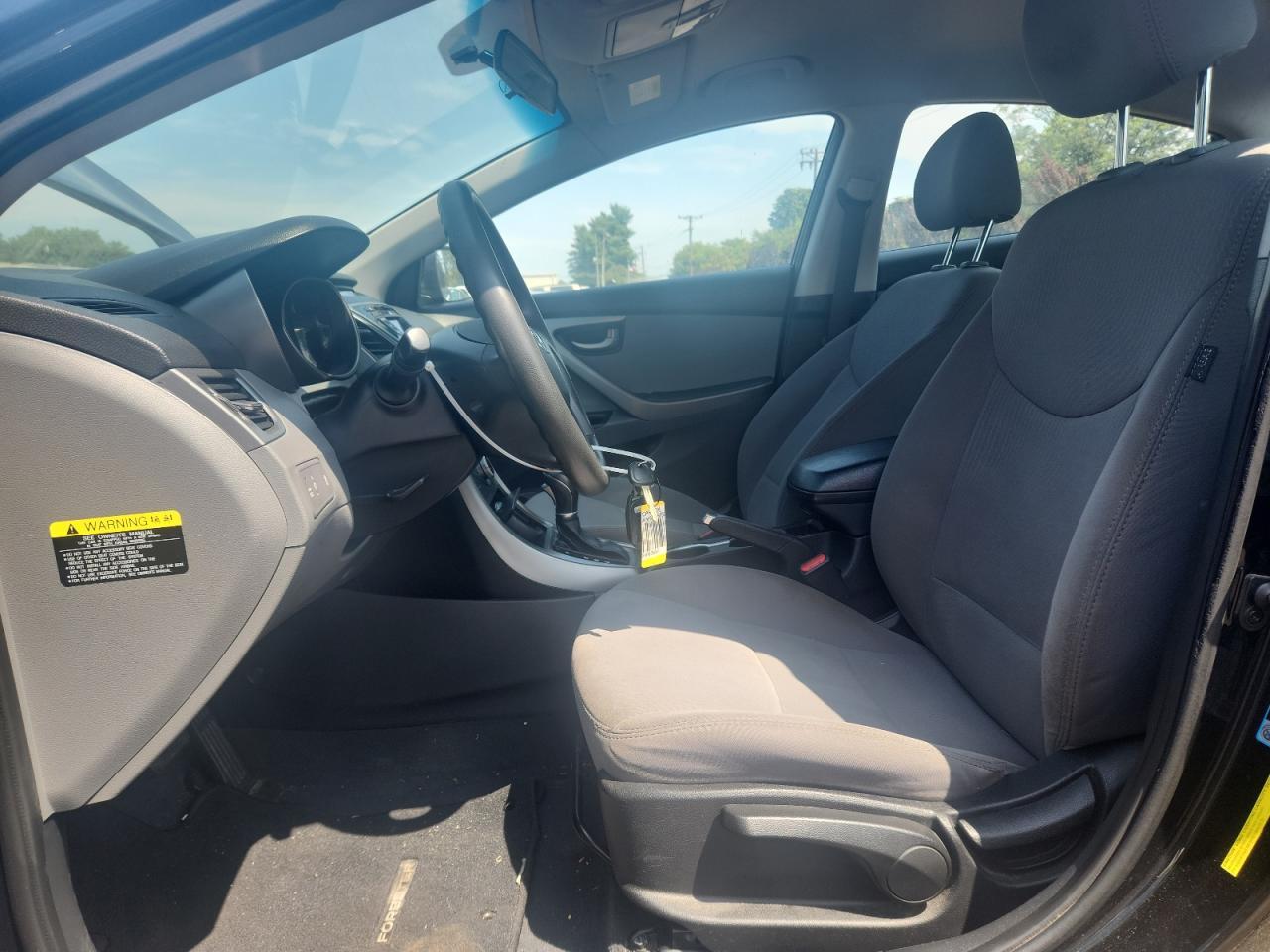 2016 Hyundai Elantra Se - Фото 7