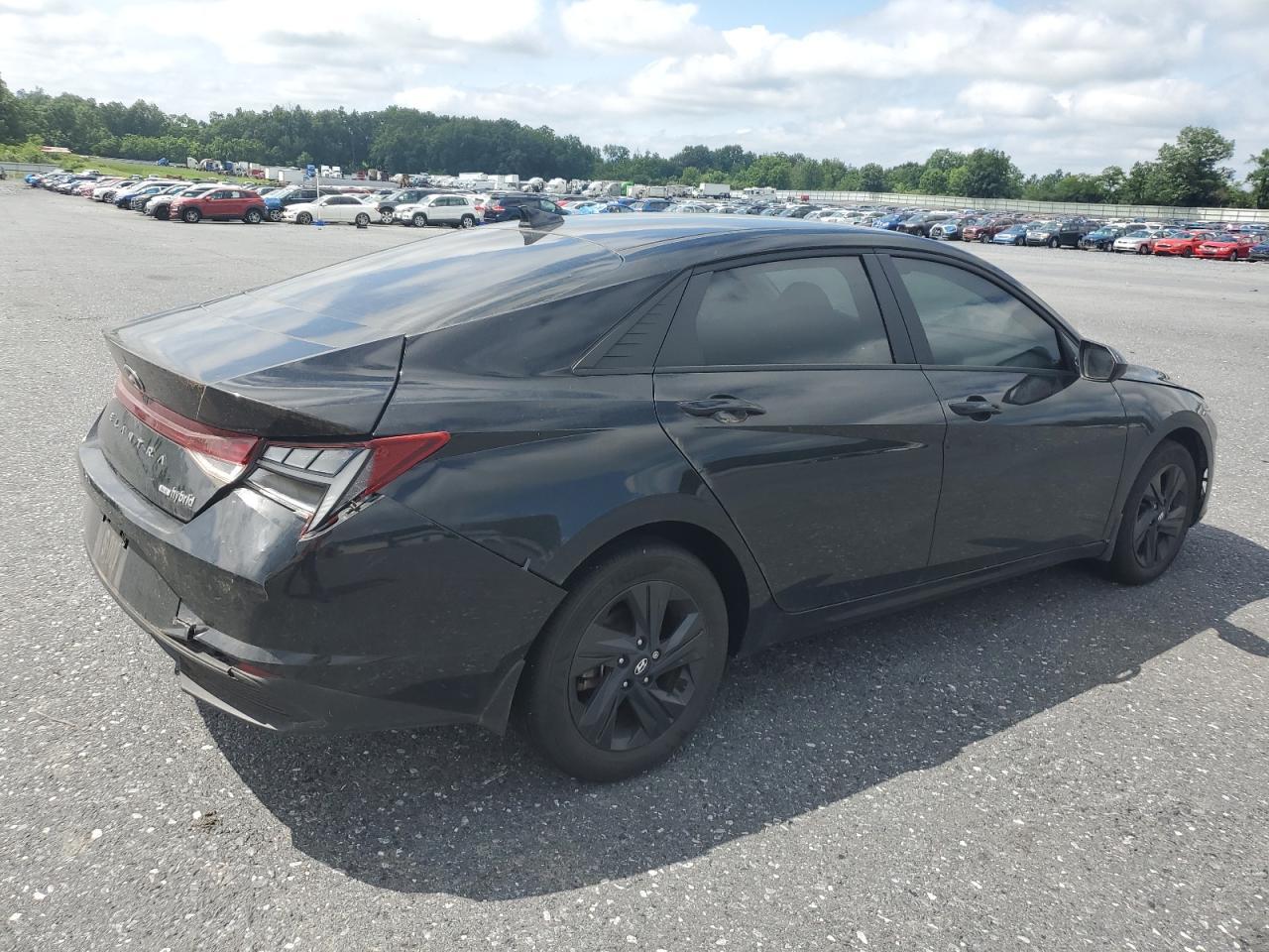 2023 Hyundai Elantra Blue - Фото 3