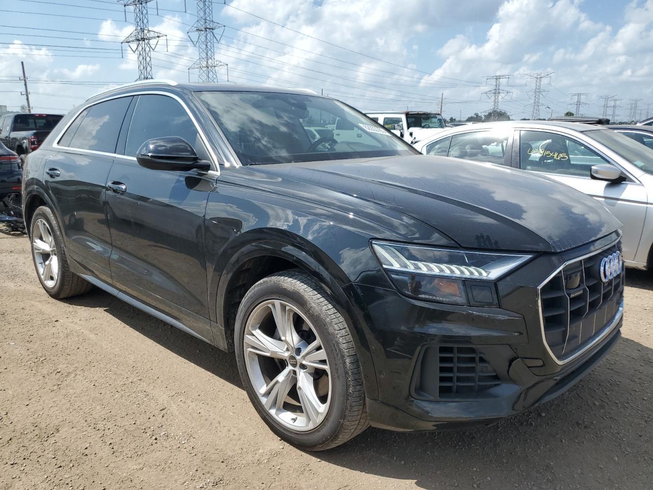 2023 Audi Q8 Premium - Image 4