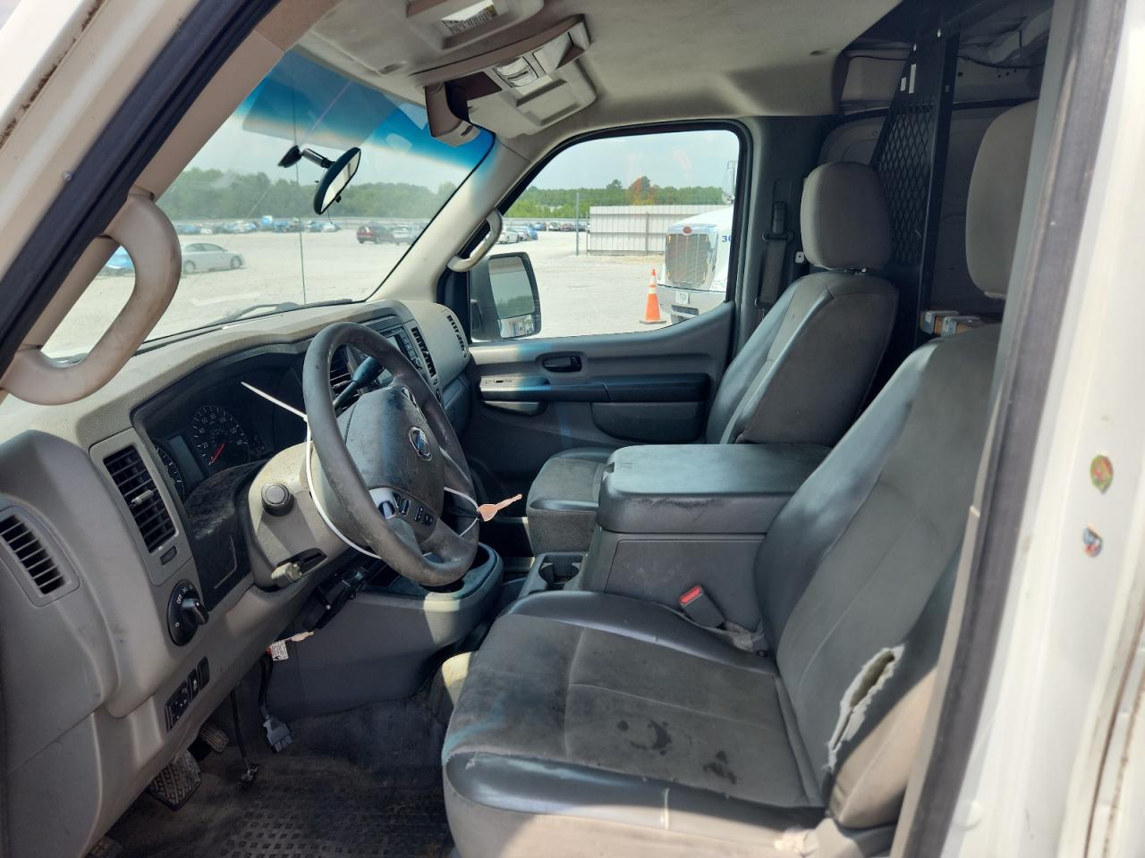 2015 Nissan Nv 1500 - Фото 7