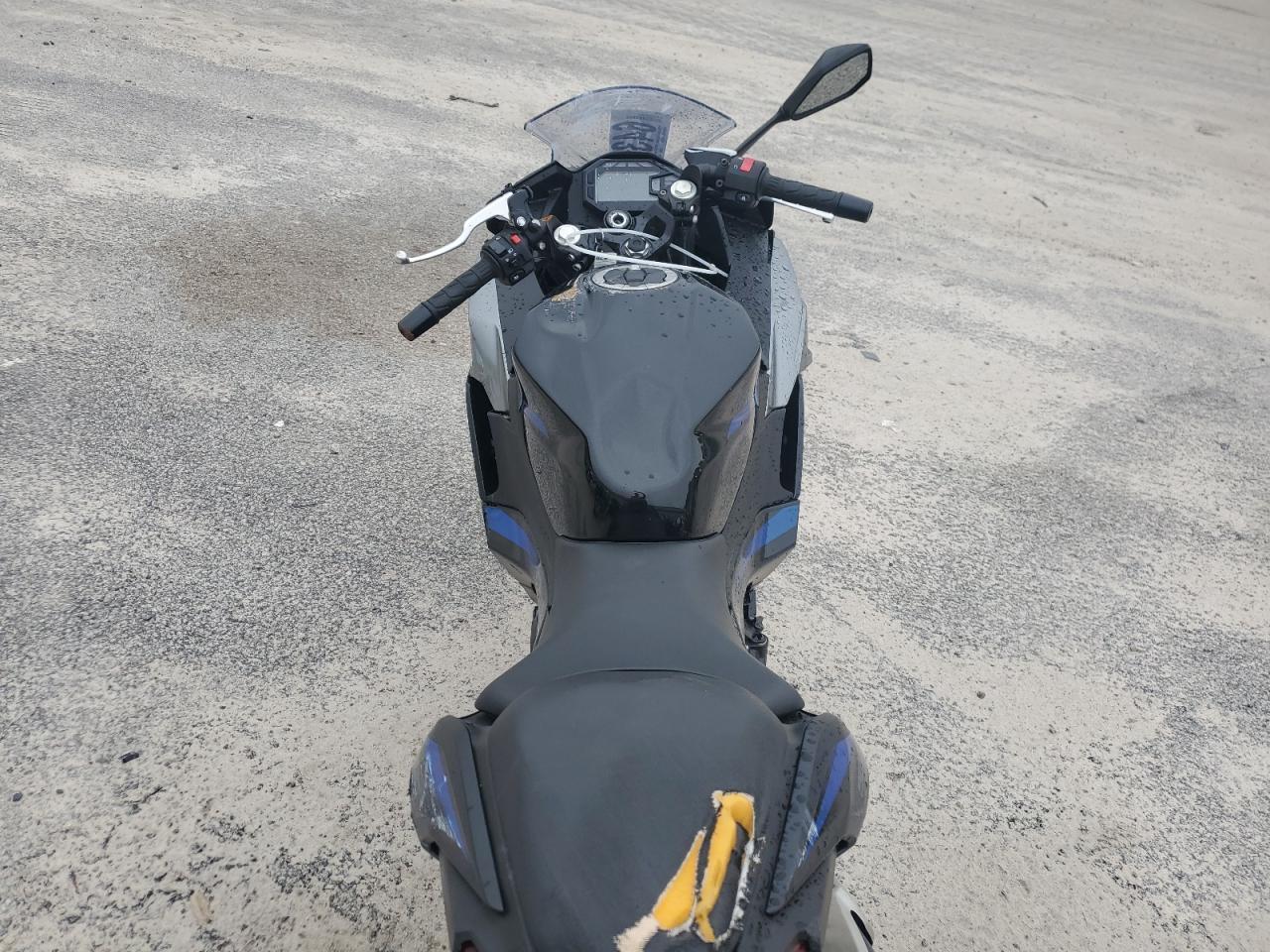 2025 Kawasaki Ex500 - Фото 6
