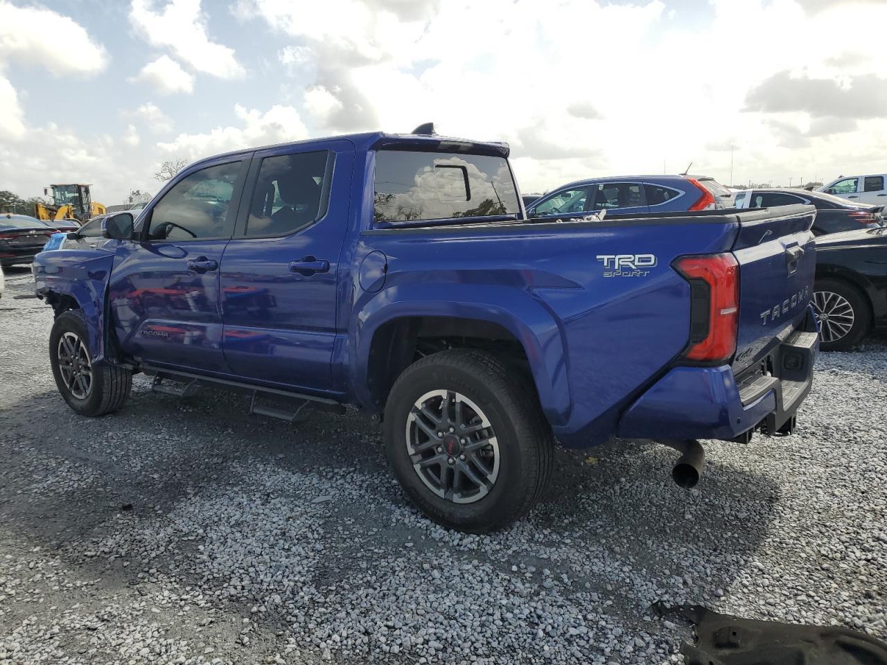 2024 Toyota Tacoma Double Cab - Фото 2
