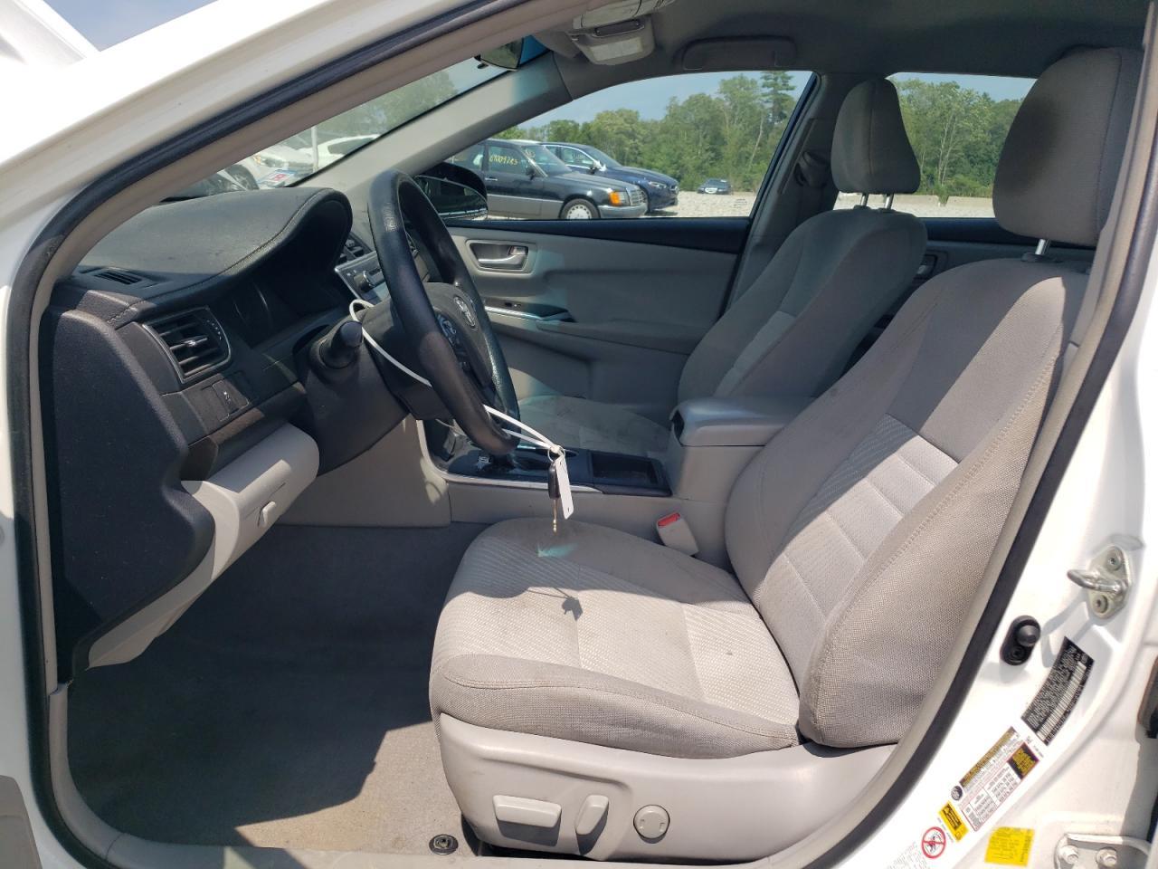 2017 Toyota Camry Le - Фото 7