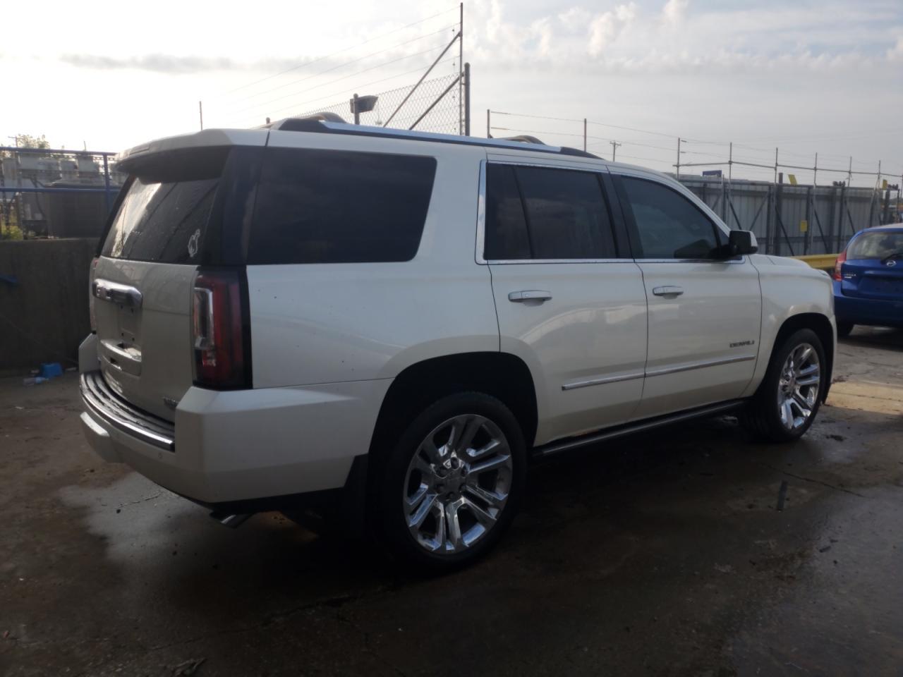 2015 GMC Yukon Denali - Фото 3