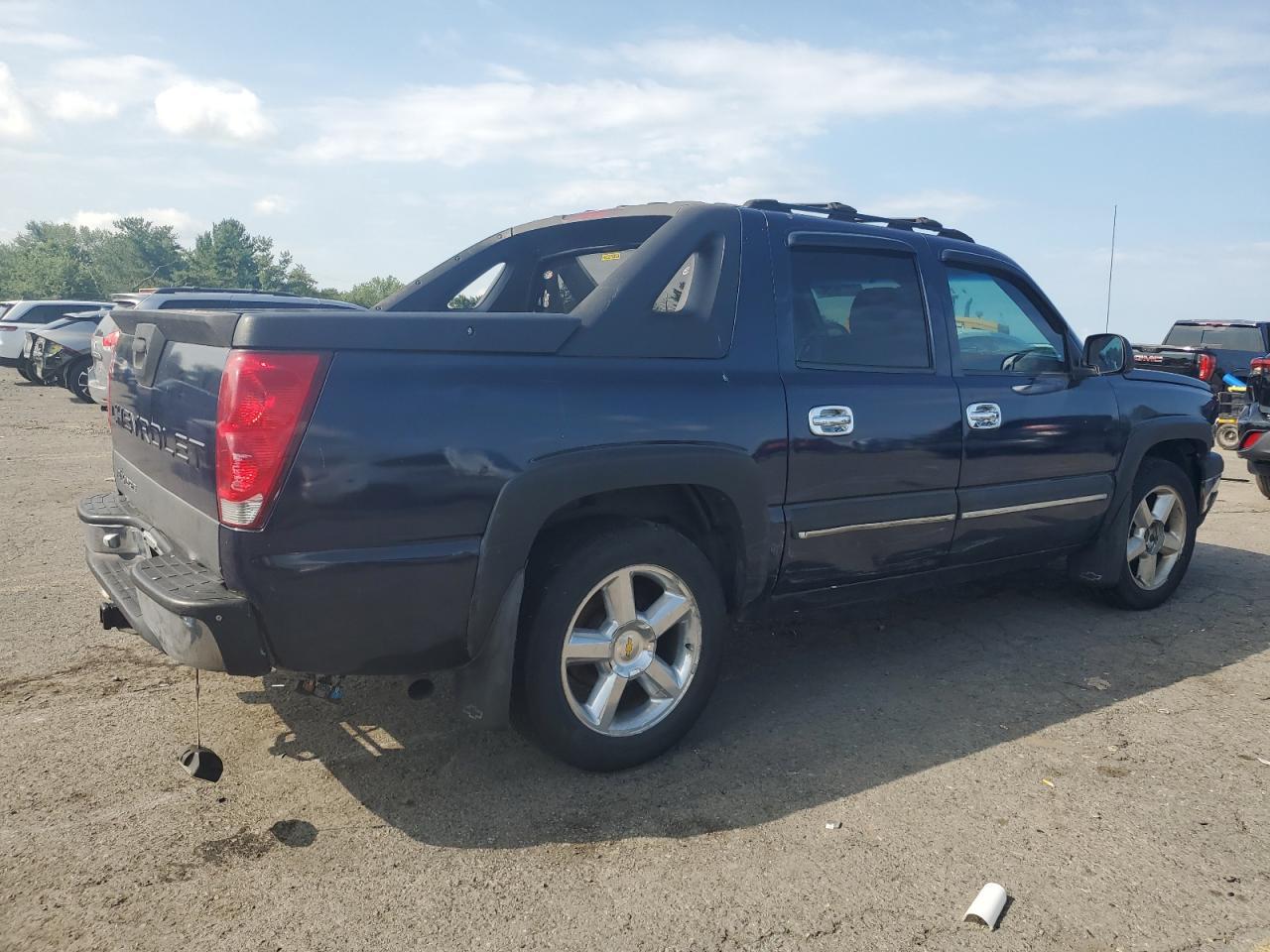 2004 Chevrolet Avalanche K1500 - Фото 3