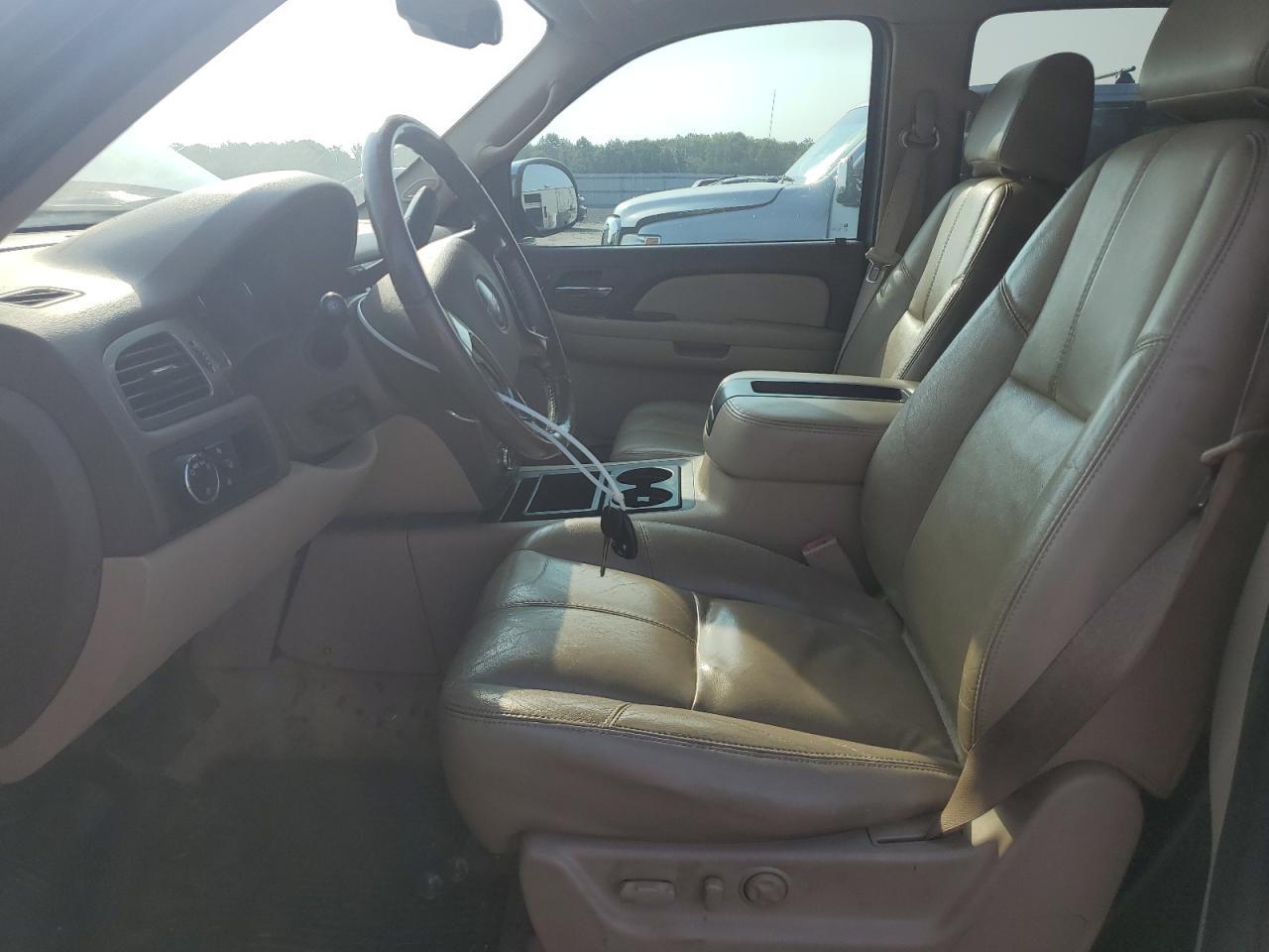 2007 GMC Yukon - Image 7