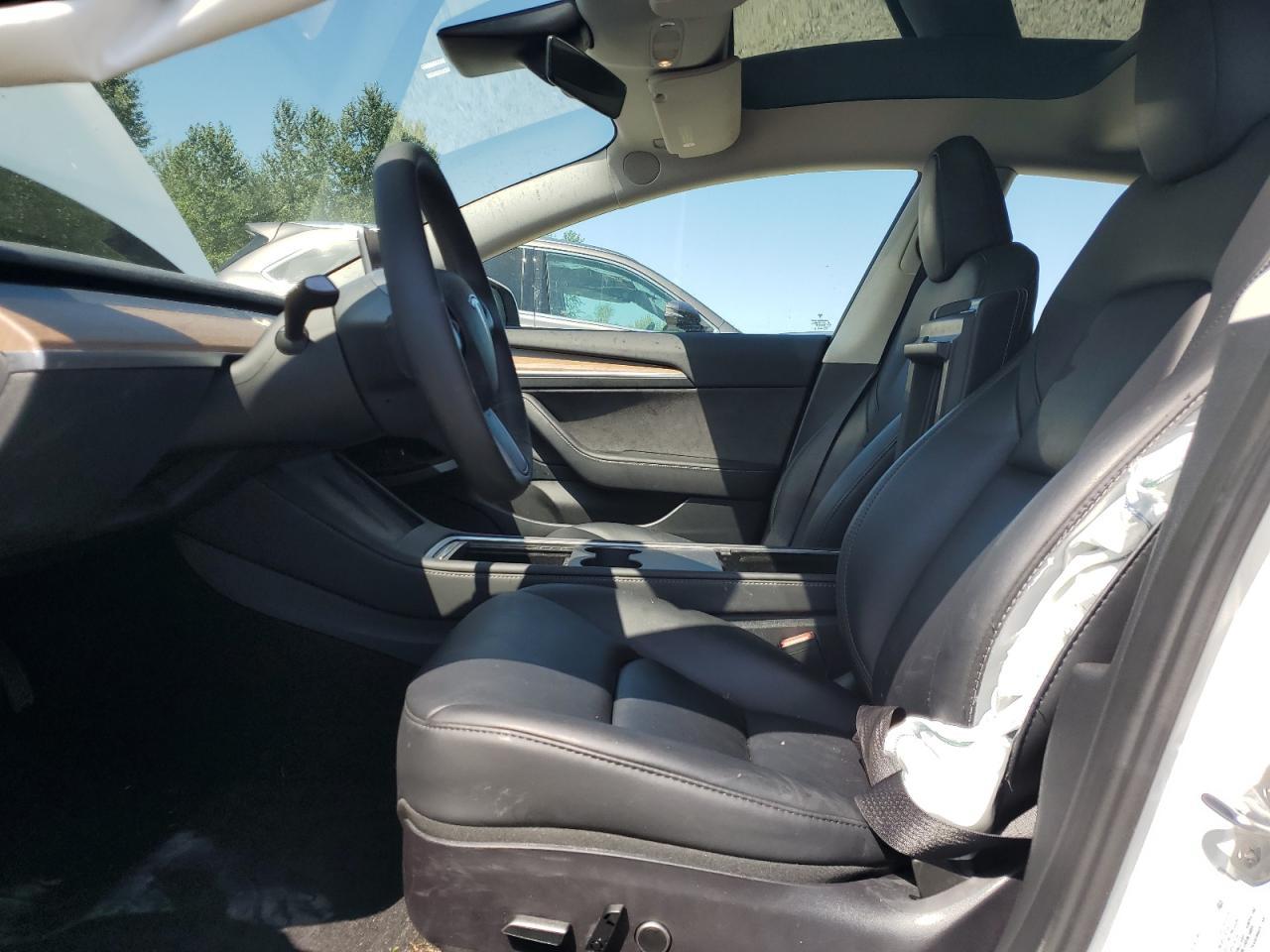 2023 Tesla Model 3 - Фото 7