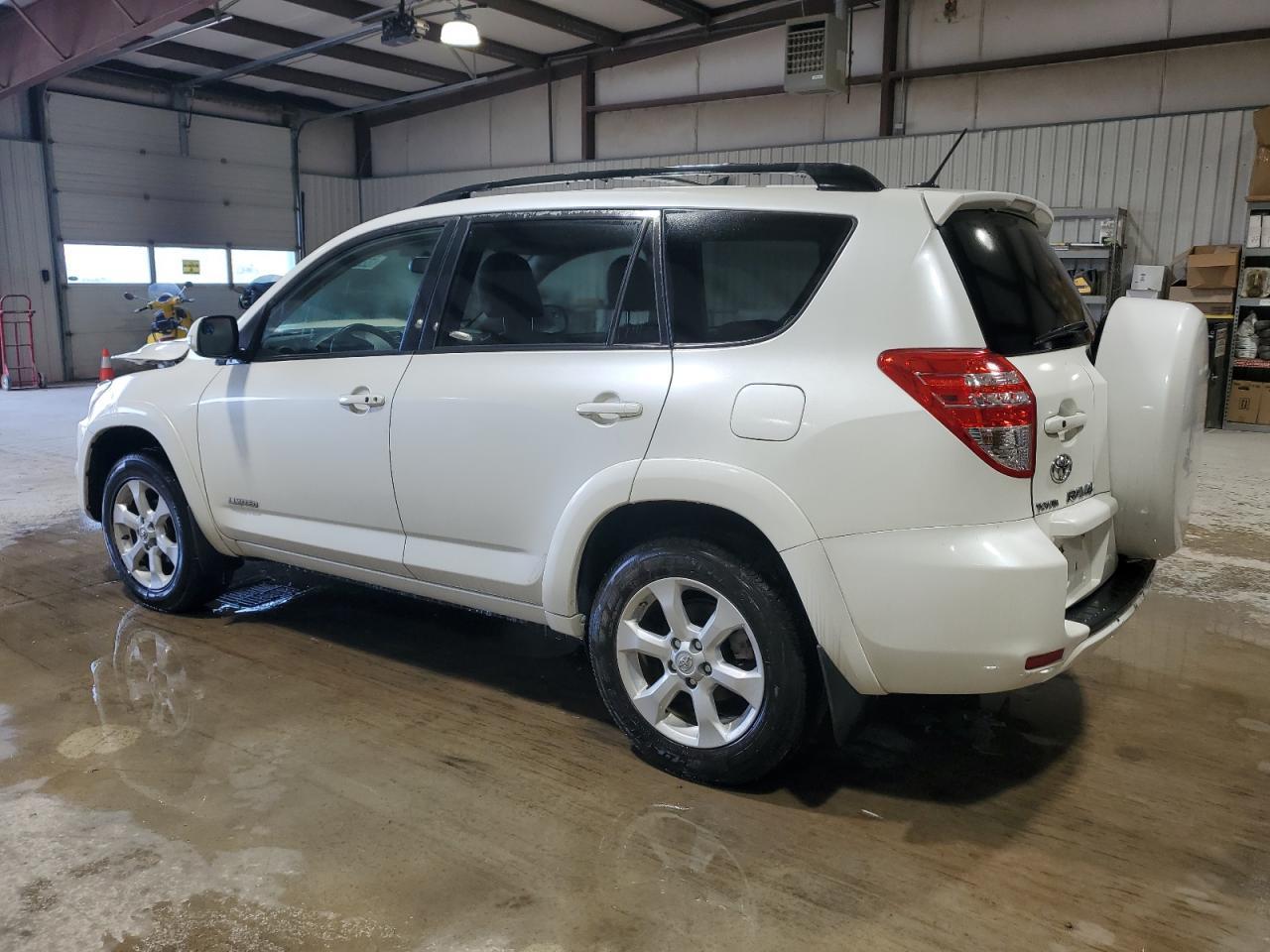 2010 Toyota Rav4 Limited - Фото 2