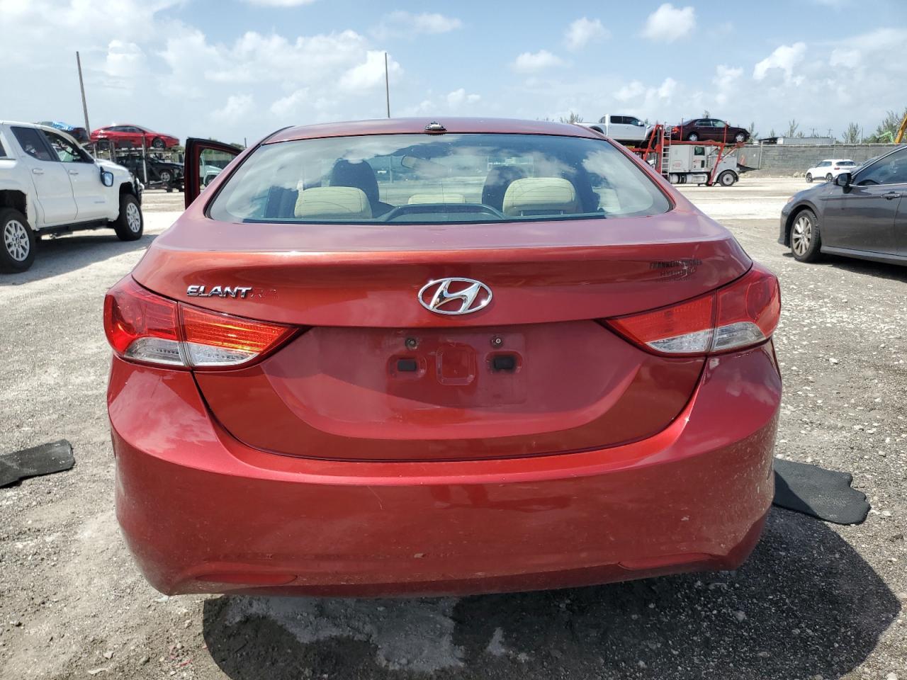 2011 Hyundai Elantra Gls - Фото 6