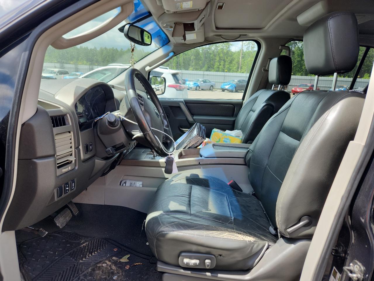 2004 Nissan Armada Se - Image 7