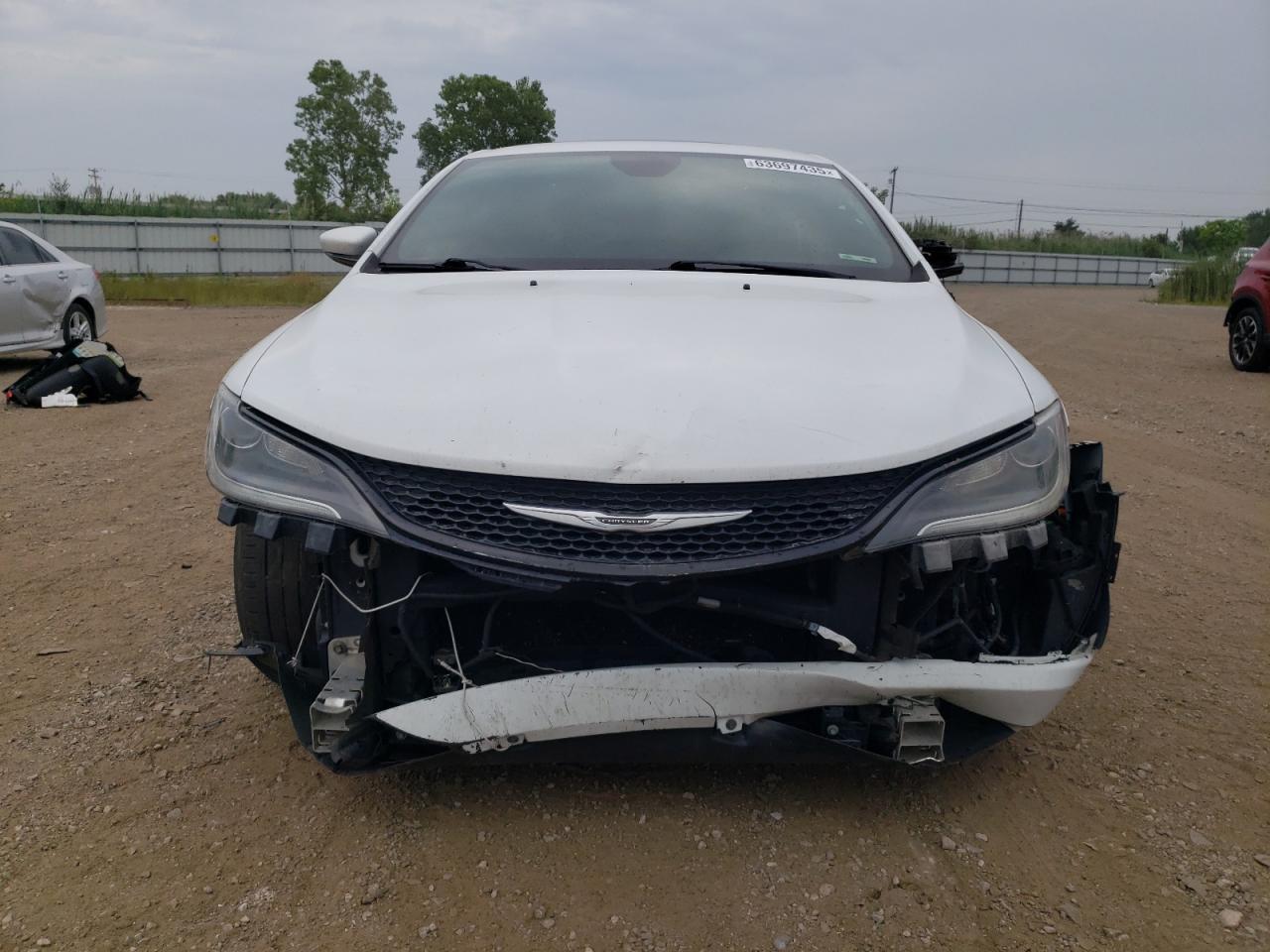 2015 Chrysler 200 S - Image 5