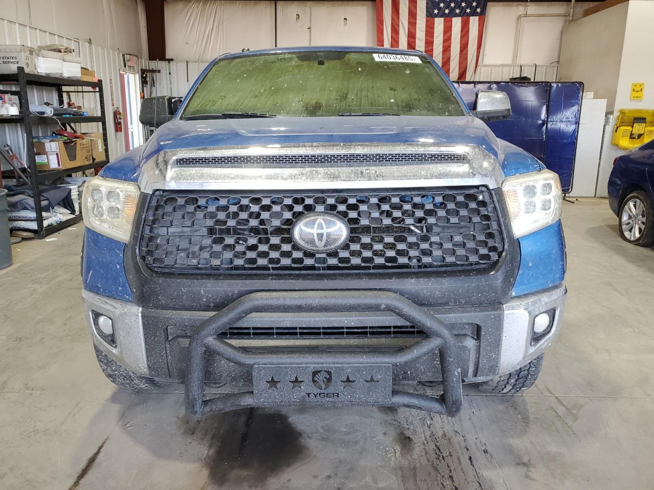 2017 Toyota Tundra Crewmax Sr5 - Image 5