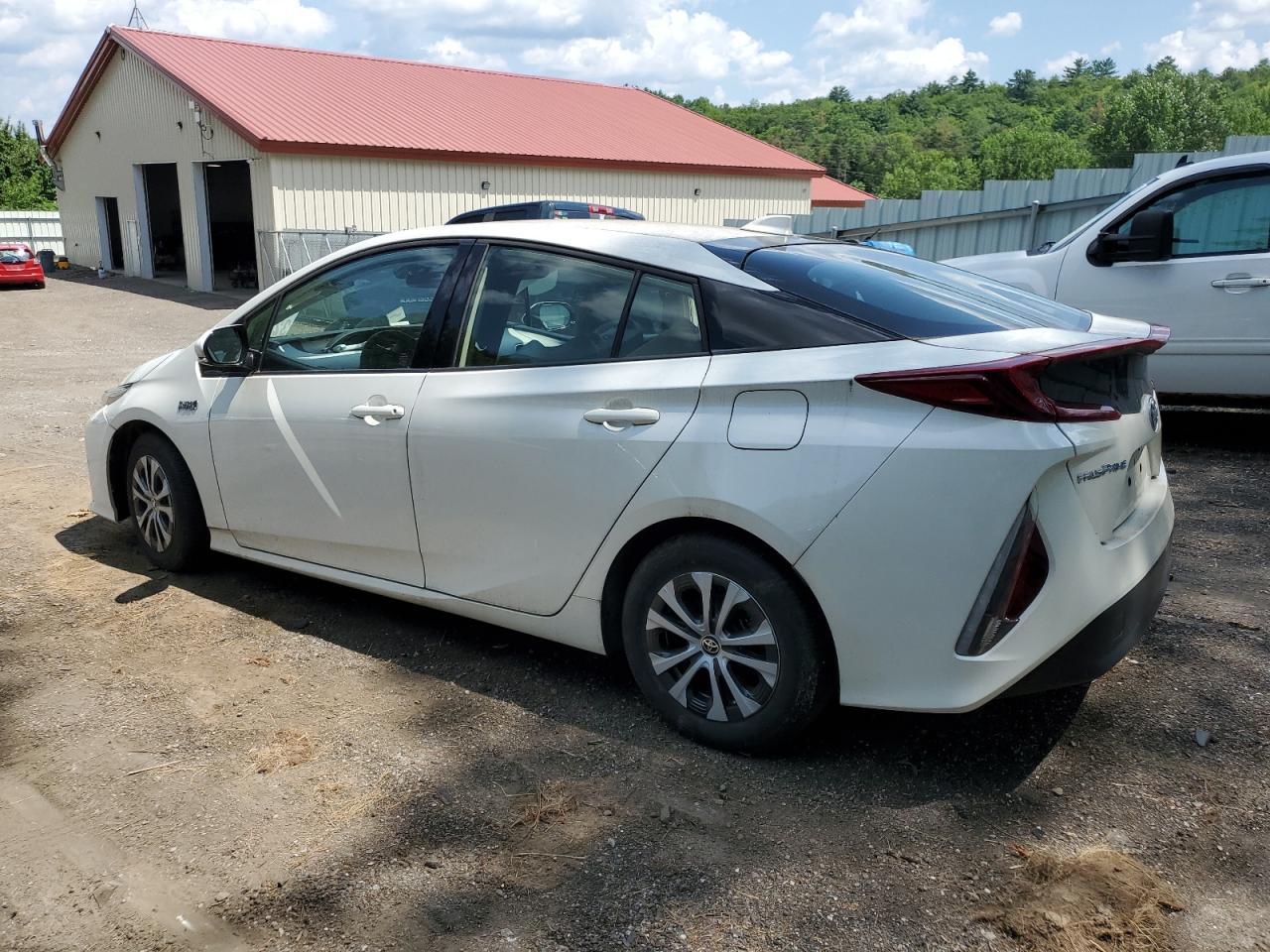 2020 Toyota Prius Prime Le - Фото 2