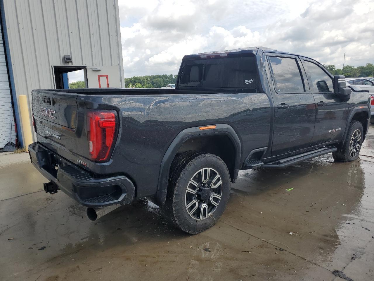 2020 GMC Sierra K3500 At4 - Фото 3