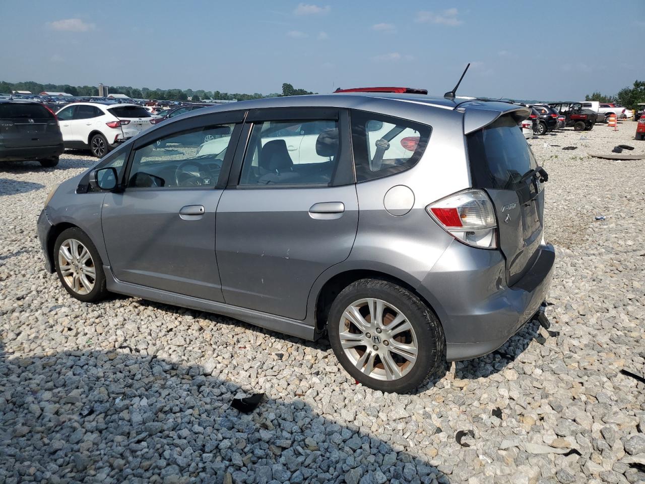 2010 Honda Fit - Фото 2