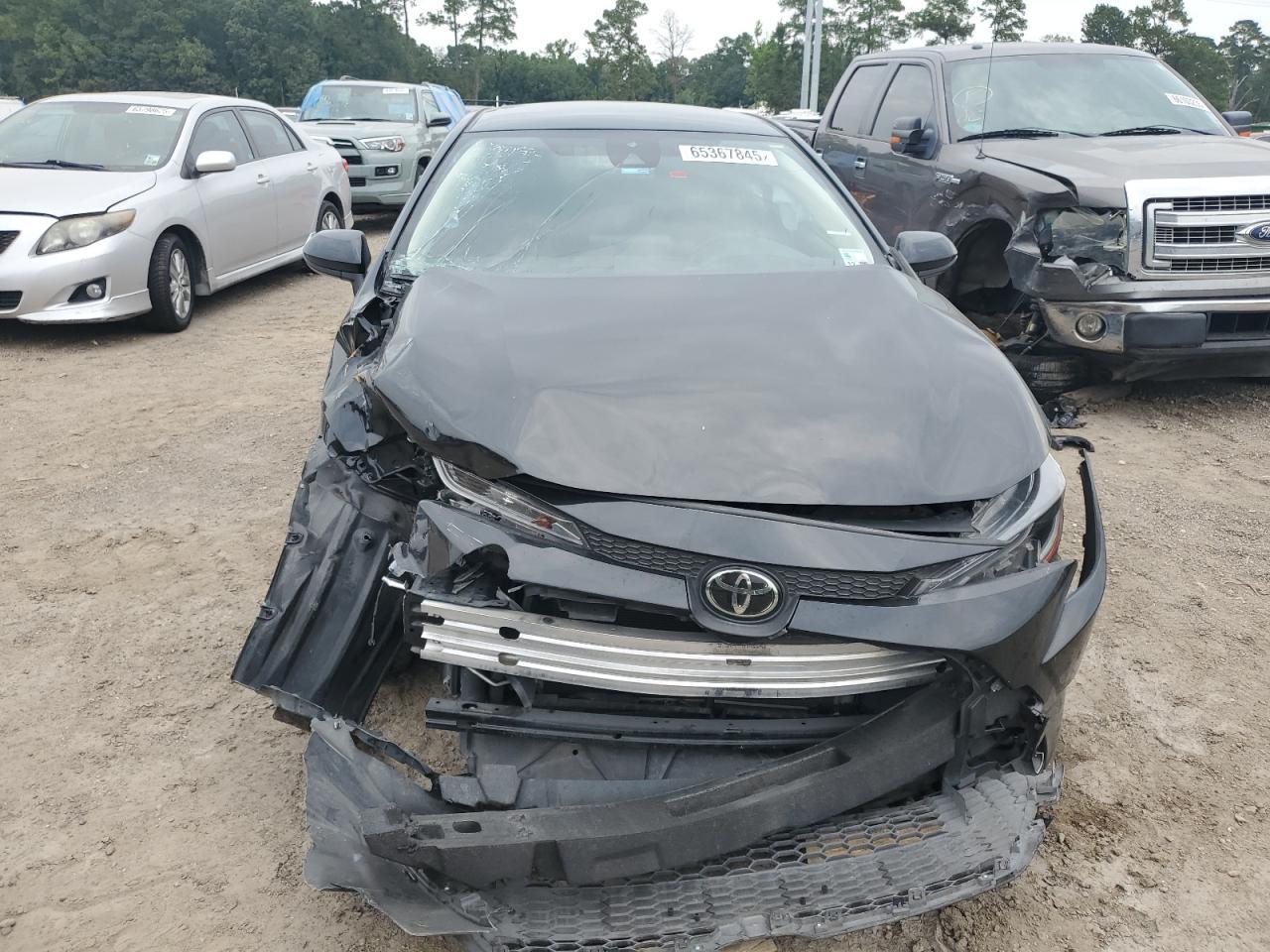 2022 Toyota Corolla Le - Image 5