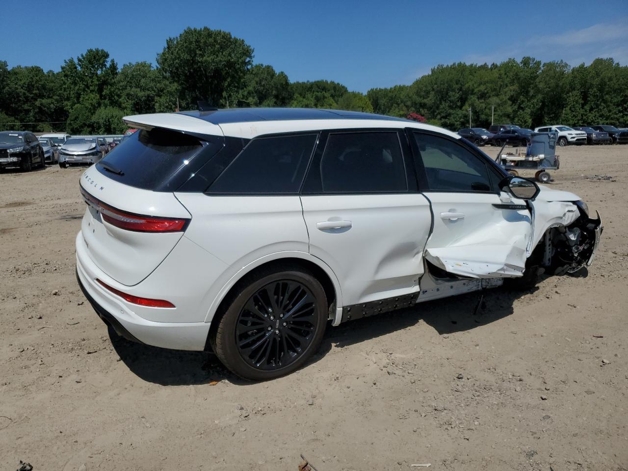 2024 Lincoln Corsair - Фото 3