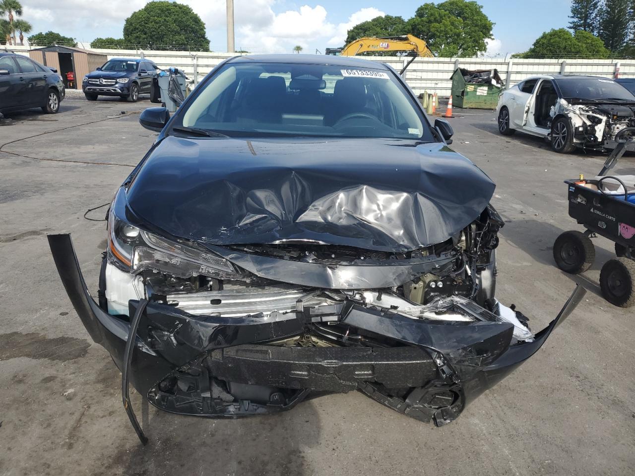 2025 Toyota Corolla Le - Image 5