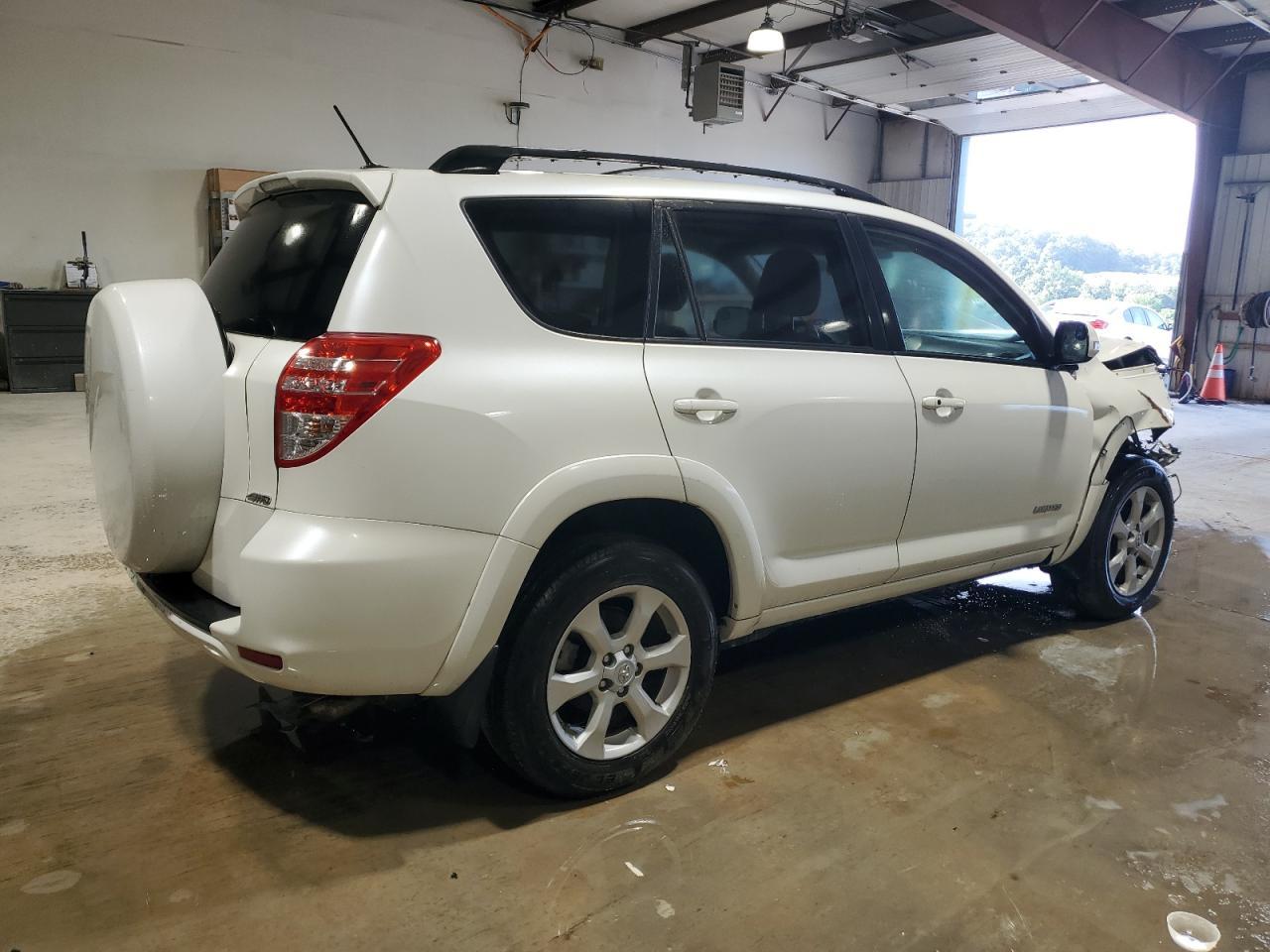 2010 Toyota Rav4 Limited - Фото 3