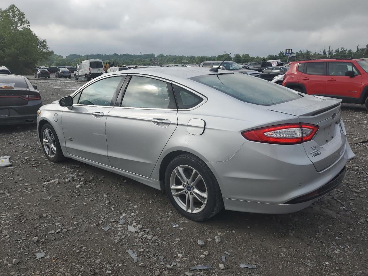 2016 Ford Fusion Titanium Phev - Фото 2