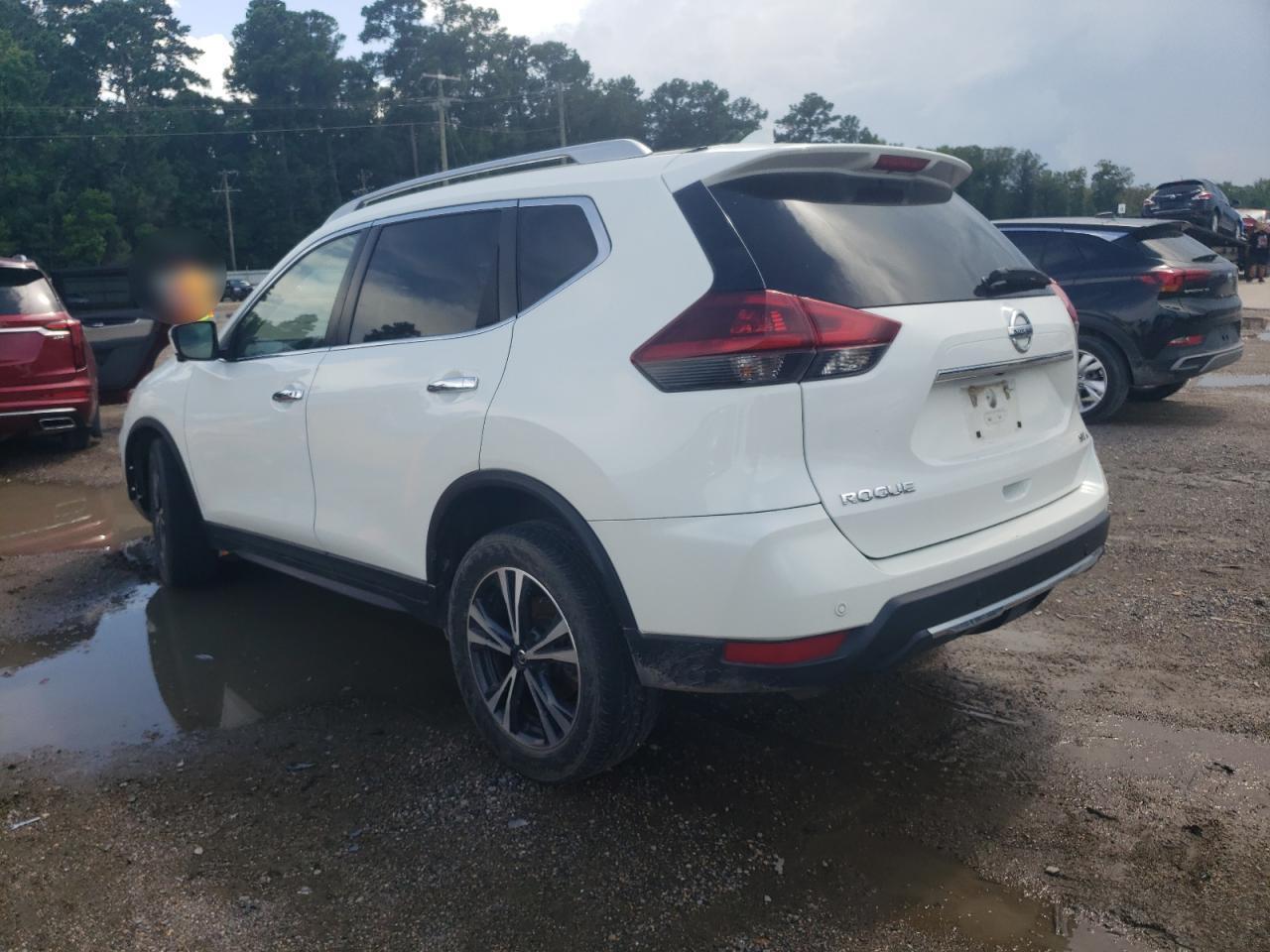 2020 Nissan Rogue S - Фото 2