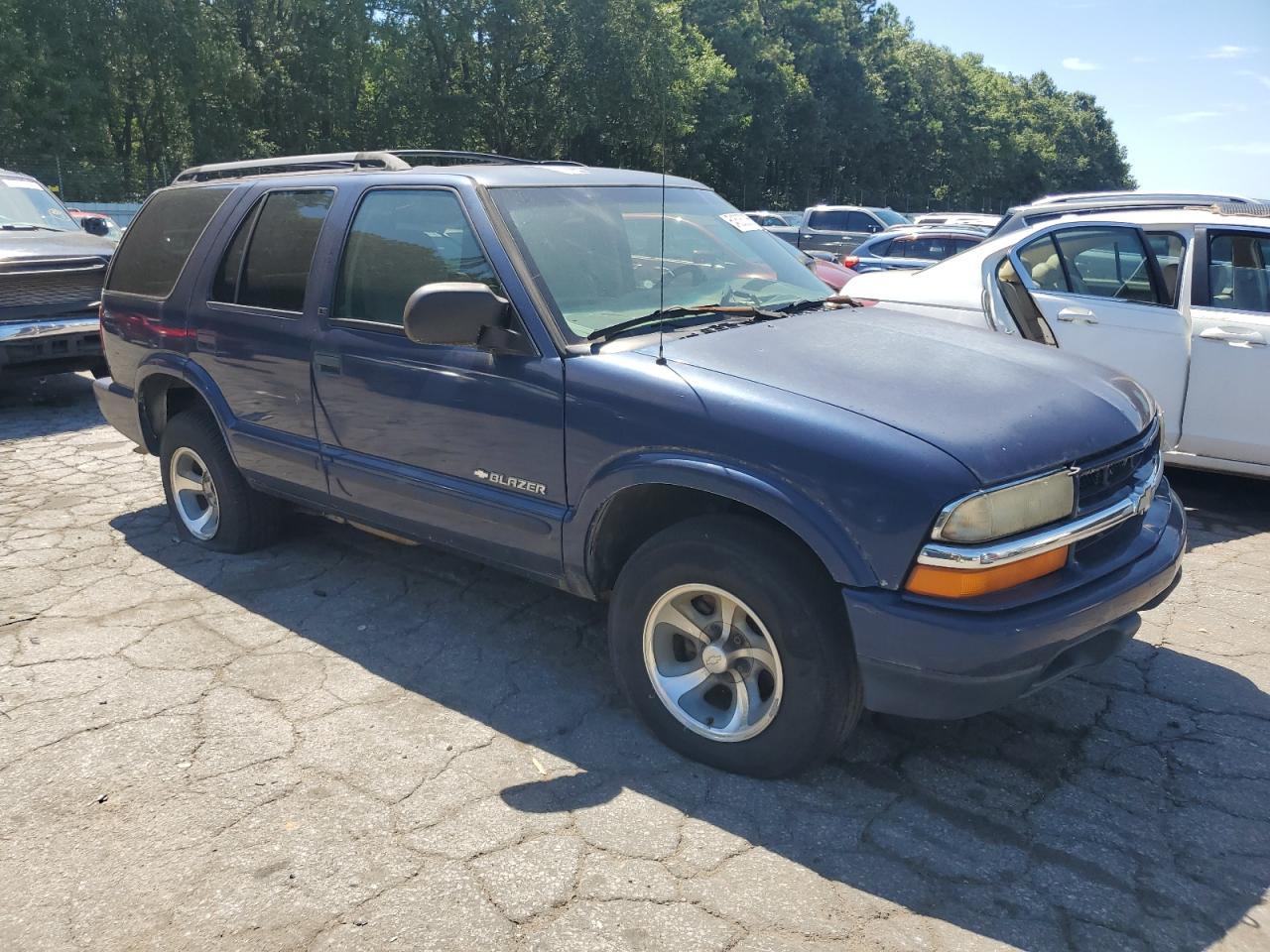 2002 Chevrolet Blazer - Image 4