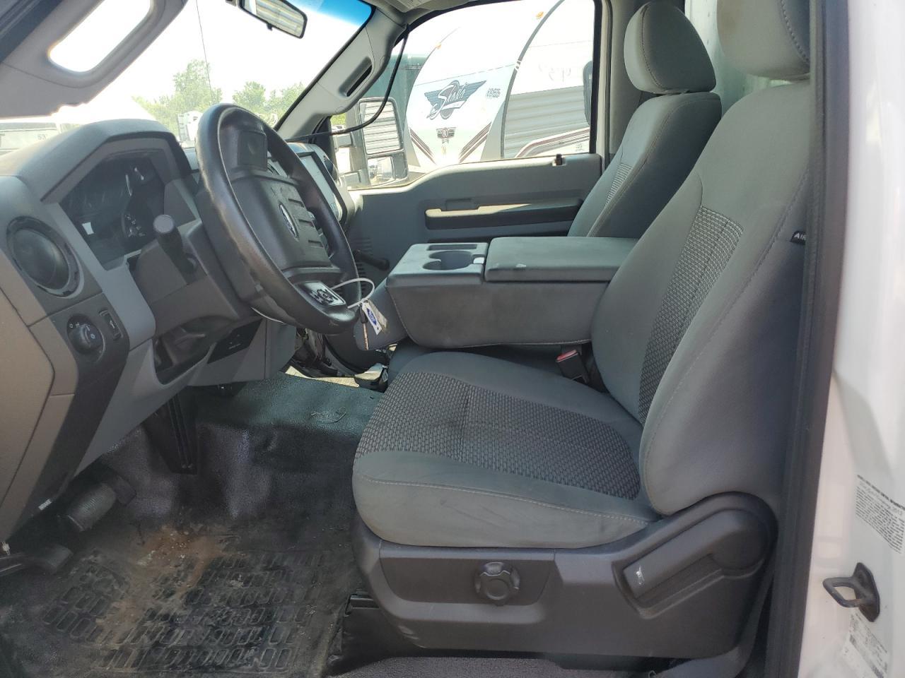 2012 Ford F550 Super Duty - Фото 7