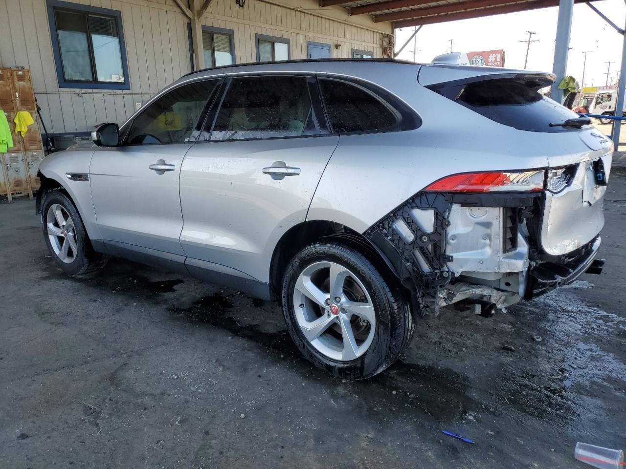 2017 Jaguar F-Pace - Фото 2