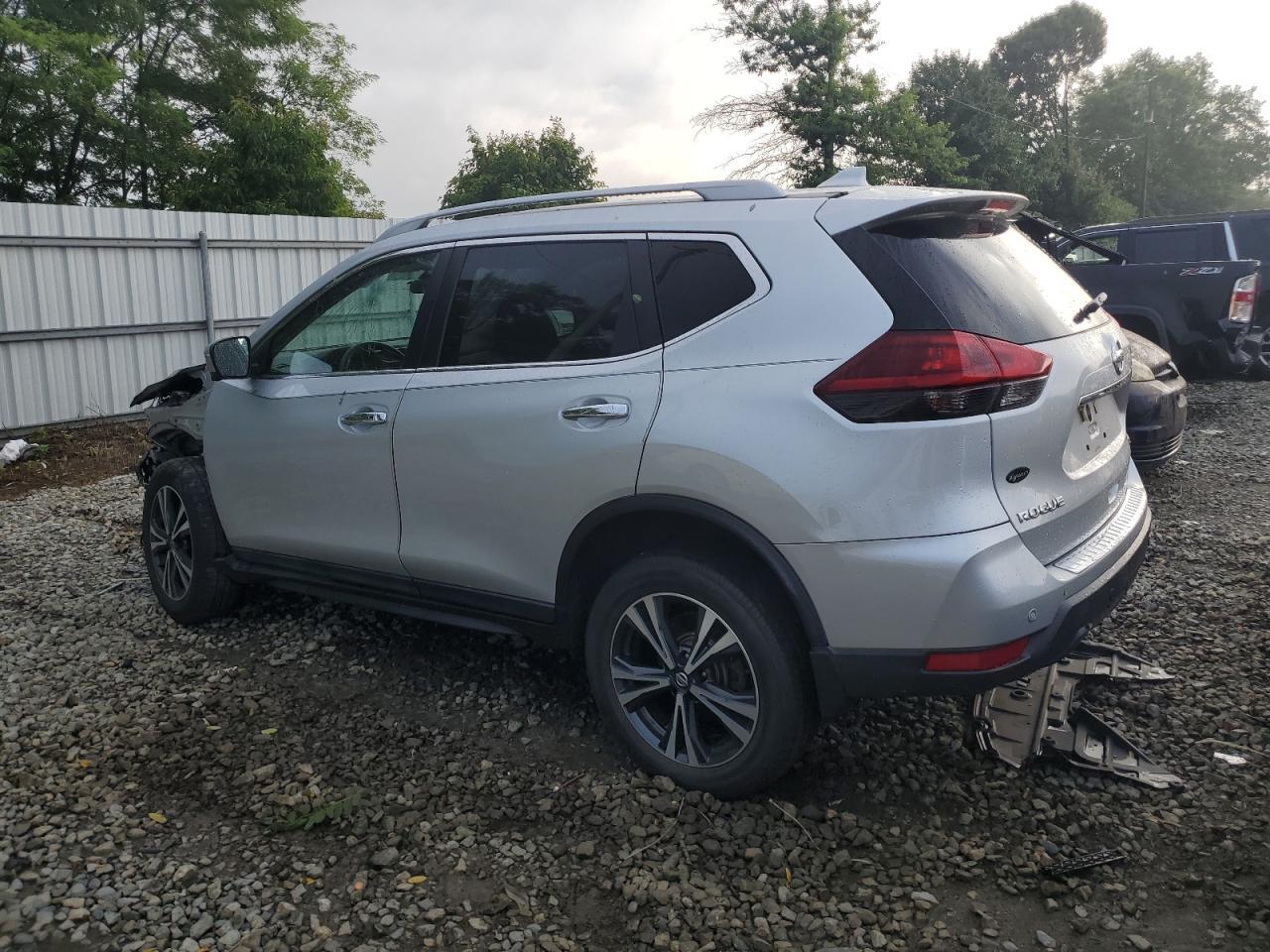 2019 Nissan Rogue S - Image 2
