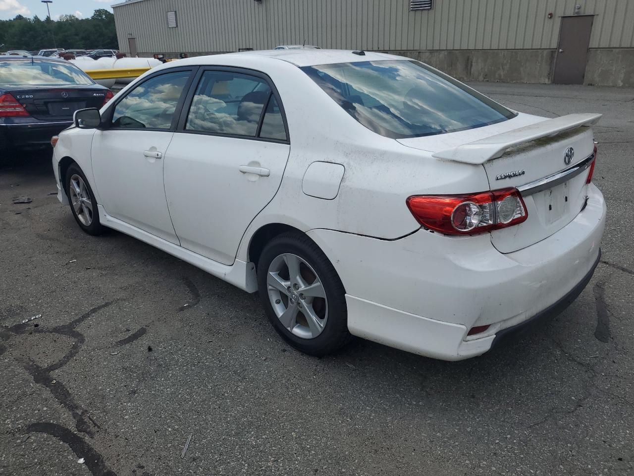 2012 Toyota Corolla Base - Фото 2