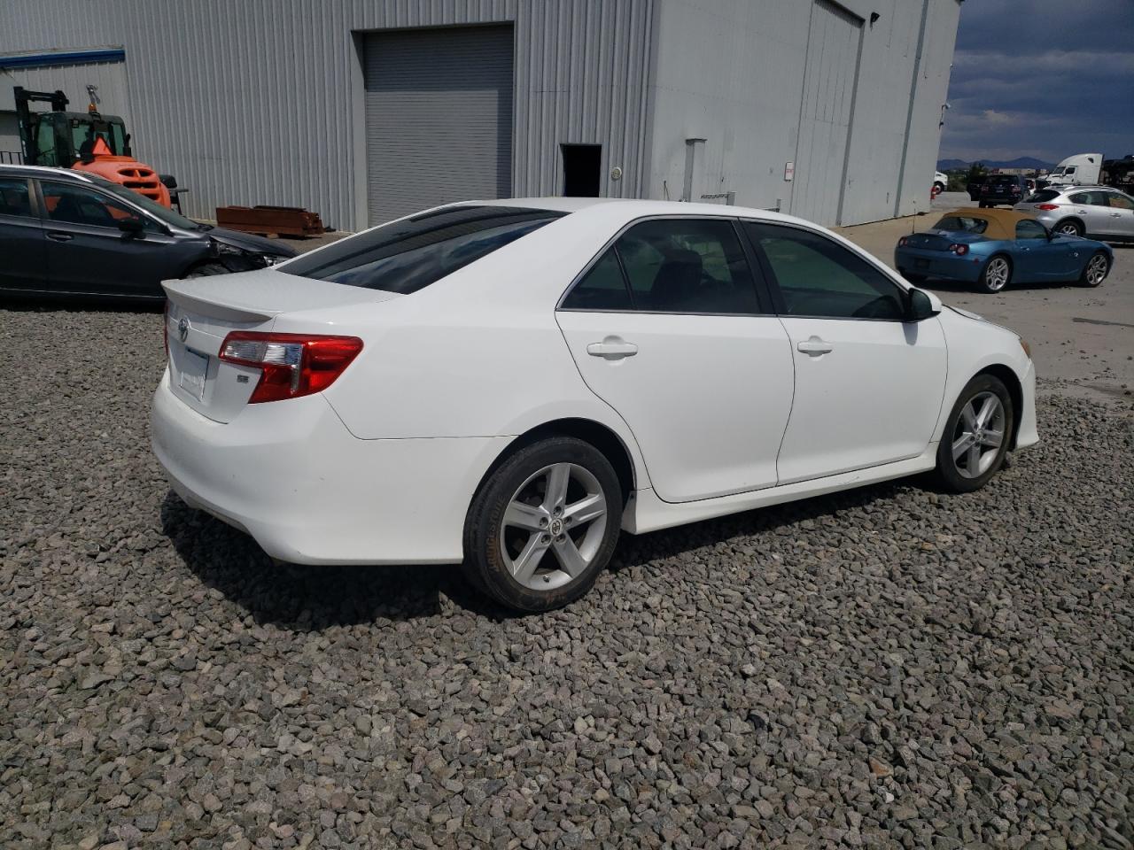 2012 Toyota Camry Se - Фото 3