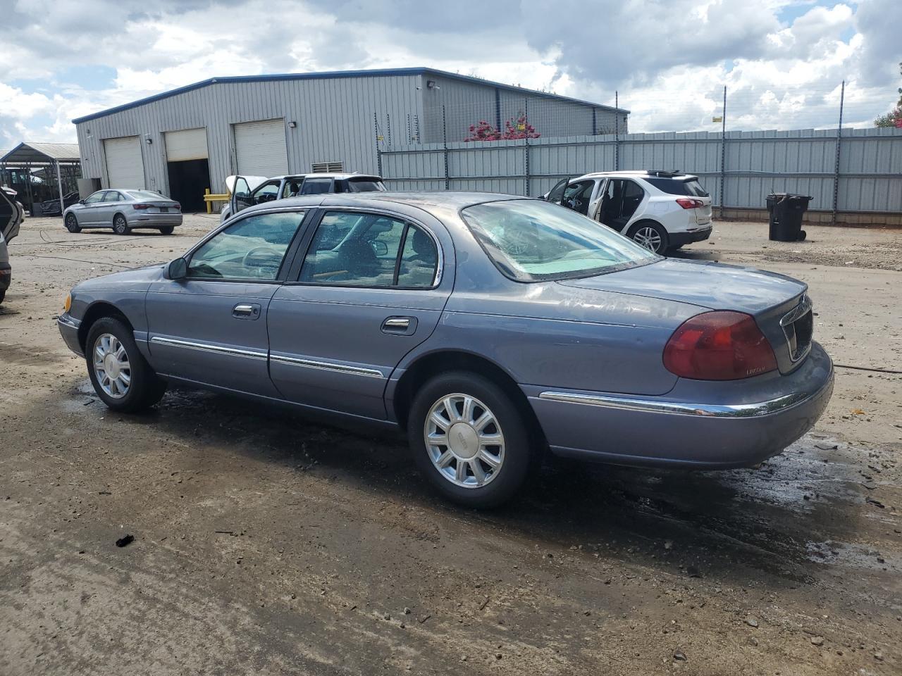 1999 Lincoln Continental - Фото 2