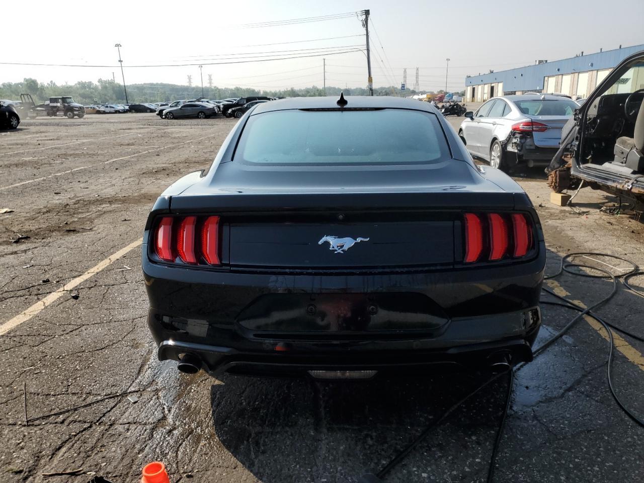 2021 Ford Mustang - Фото 6