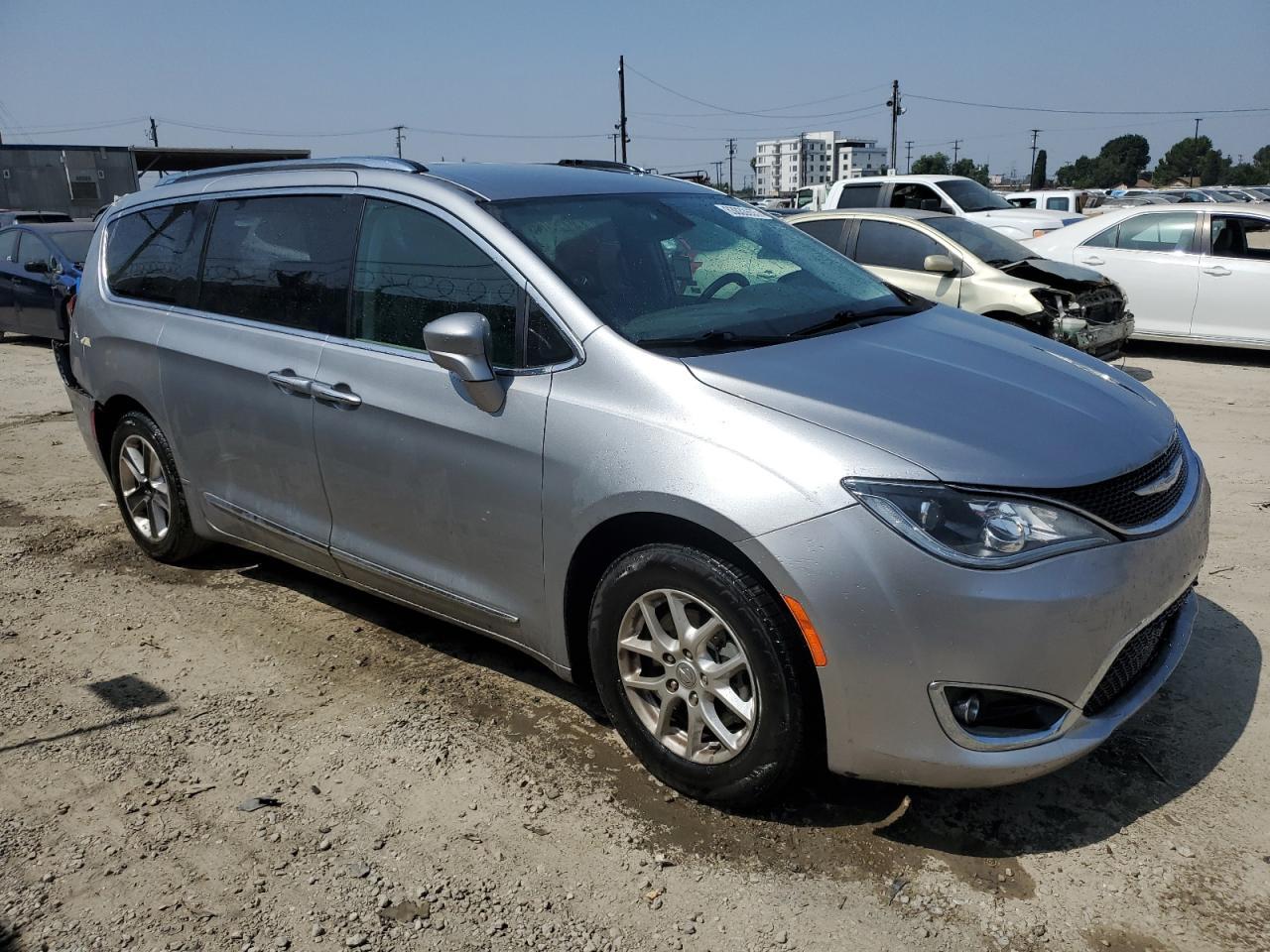 2020 Chrysler Pacifica Touring L - Фото 4