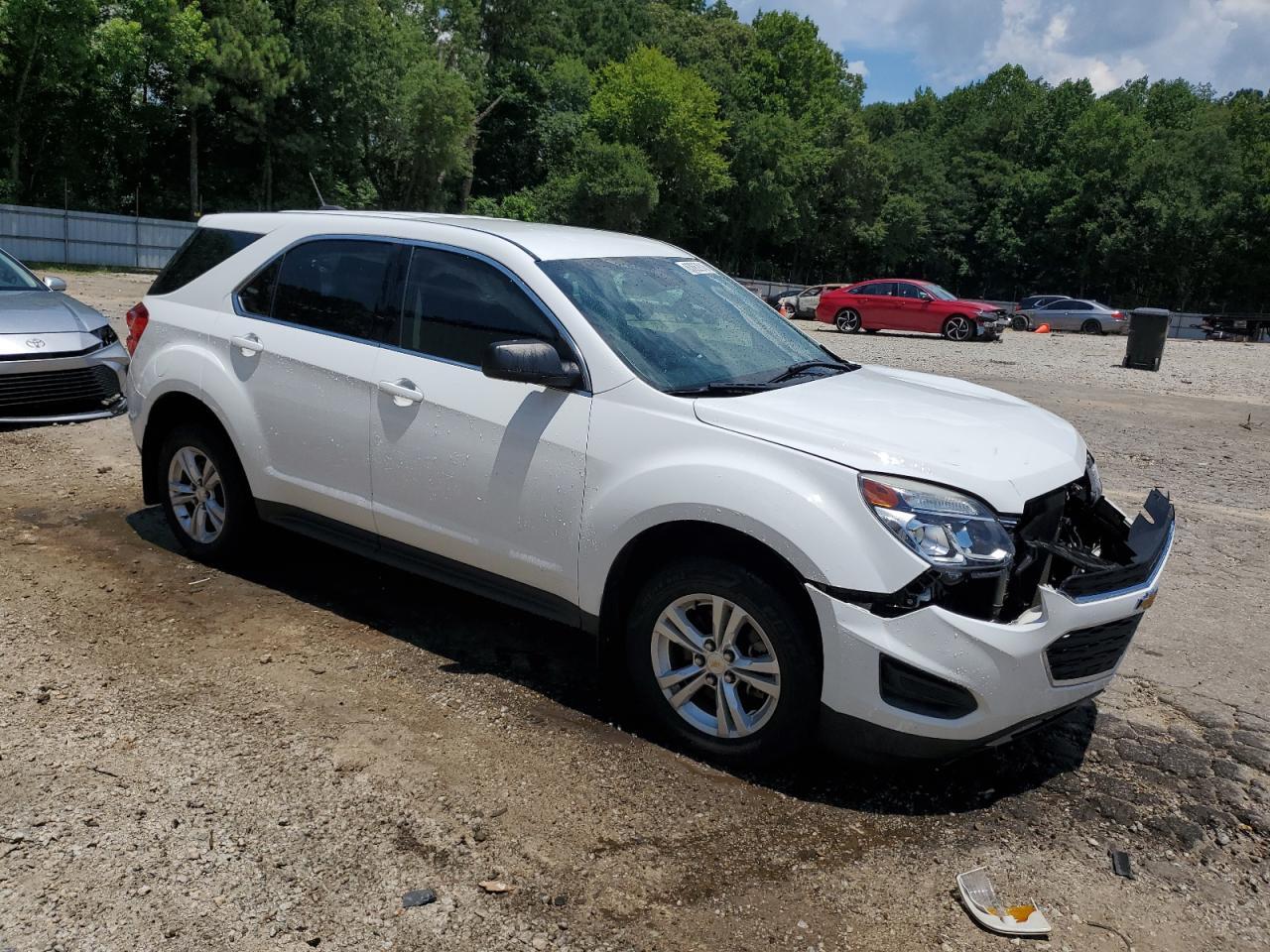 2017 Chevrolet Equinox Ls - Image 4