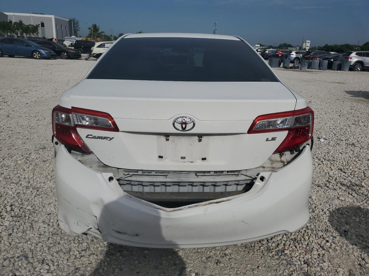 2012 Toyota Camry Le - Фото 6