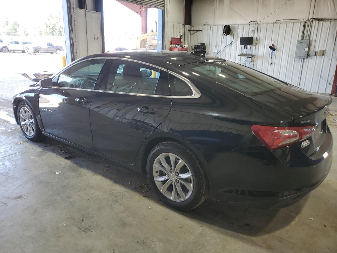 2022 Chevrolet Malibu Lt - Image 2