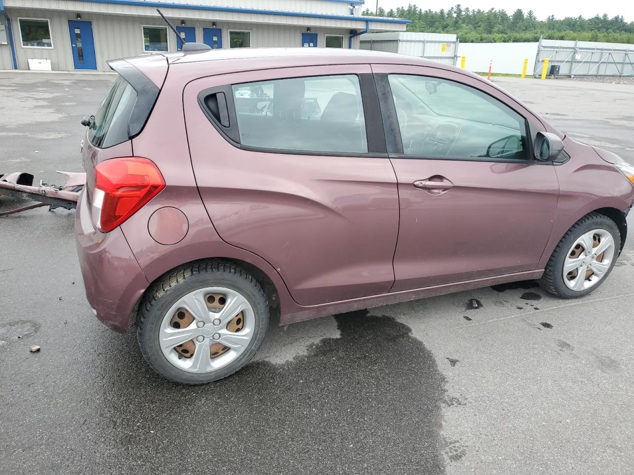 2019 Chevrolet Spark Ls - Фото 3