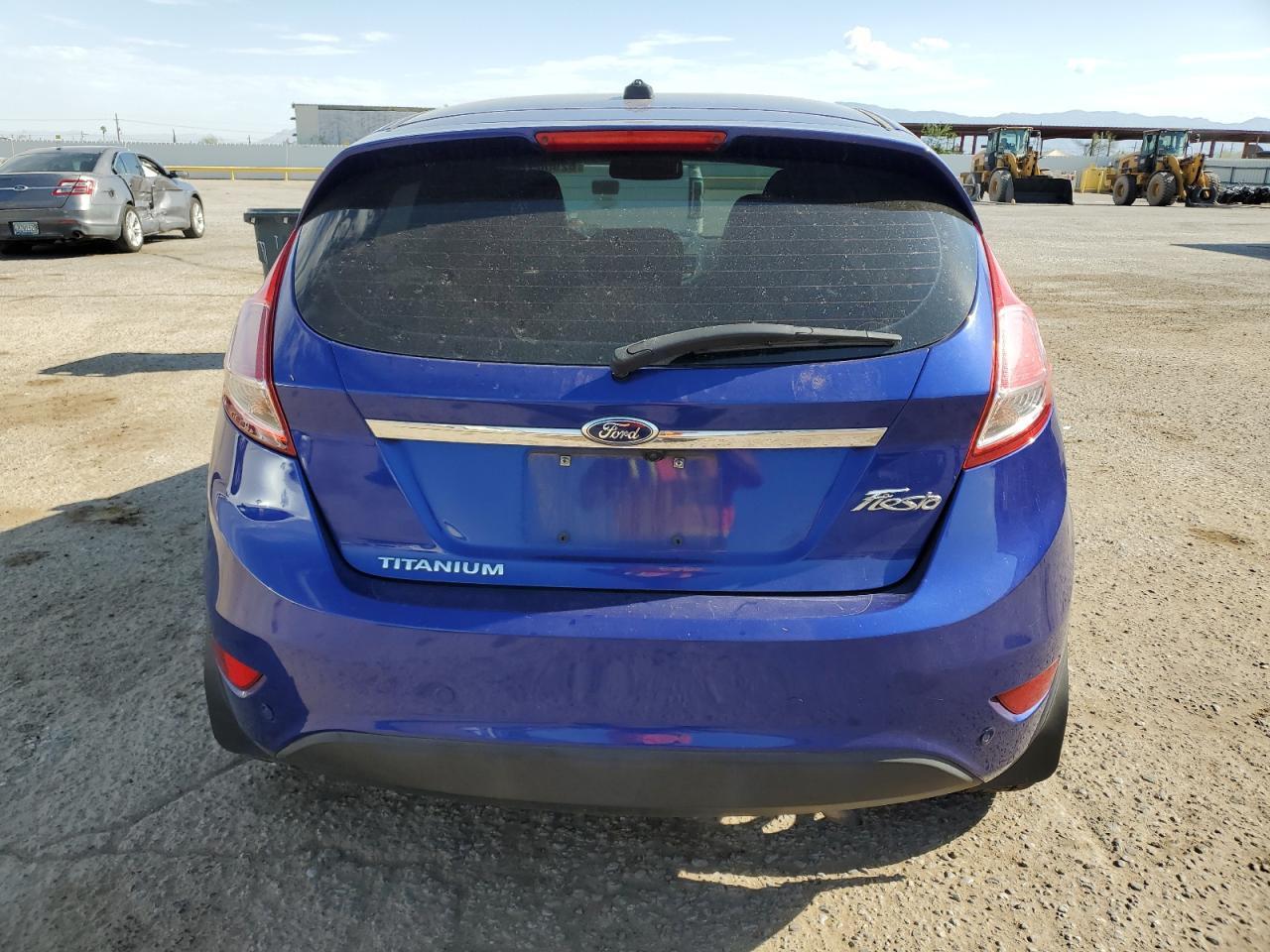 2014 Ford Fiesta Titanium - Фото 6