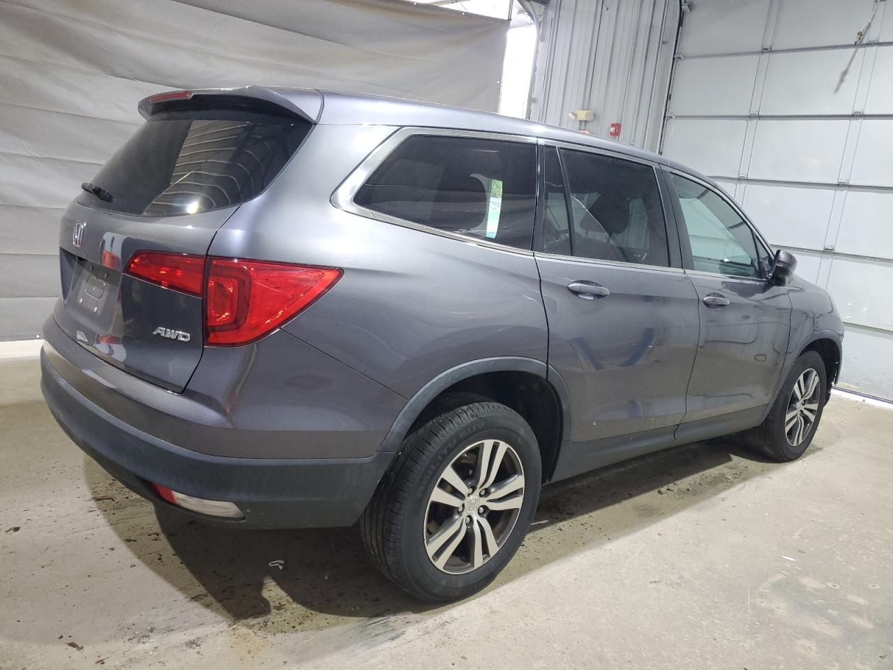 2018 Honda Pilot Ex - Image 3