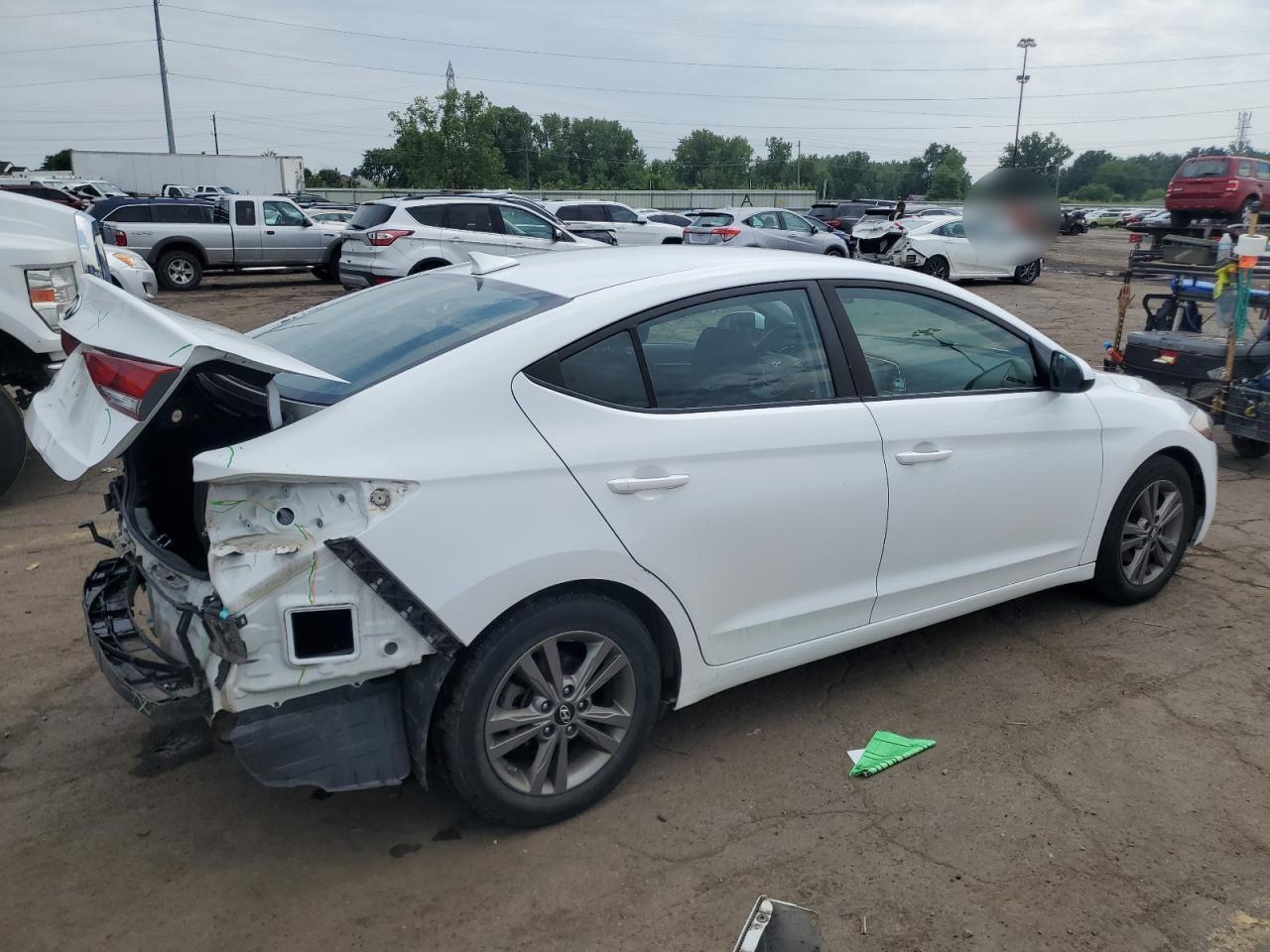 2018 Hyundai Elantra Sel - Image 3