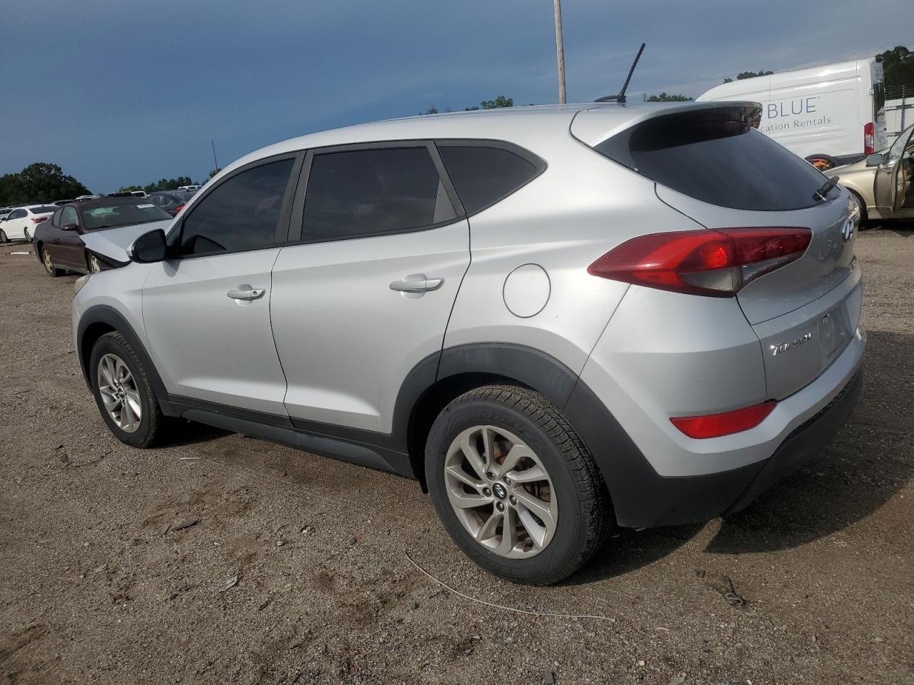 2017 Hyundai Tucson Se - Фото 2