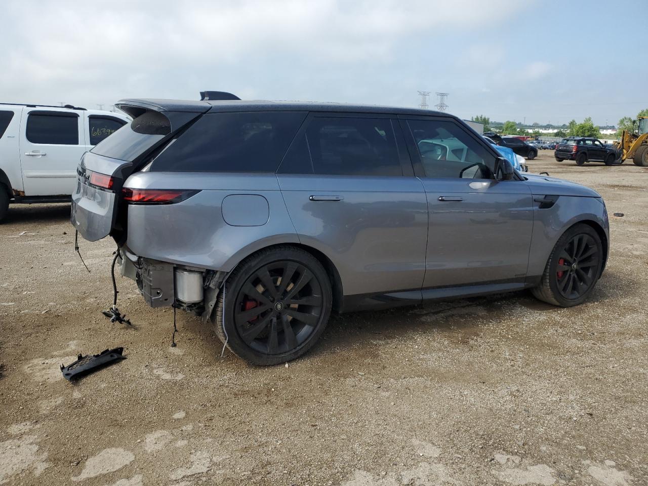 2024 Land Rover Range Rover Sport Autobiography - Image 3