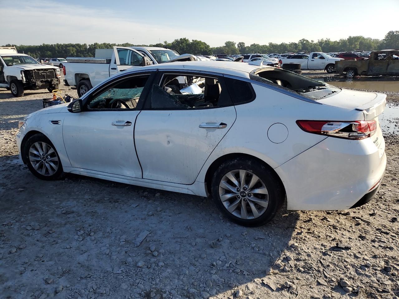 2018 Kia Optima Lx - Image 2