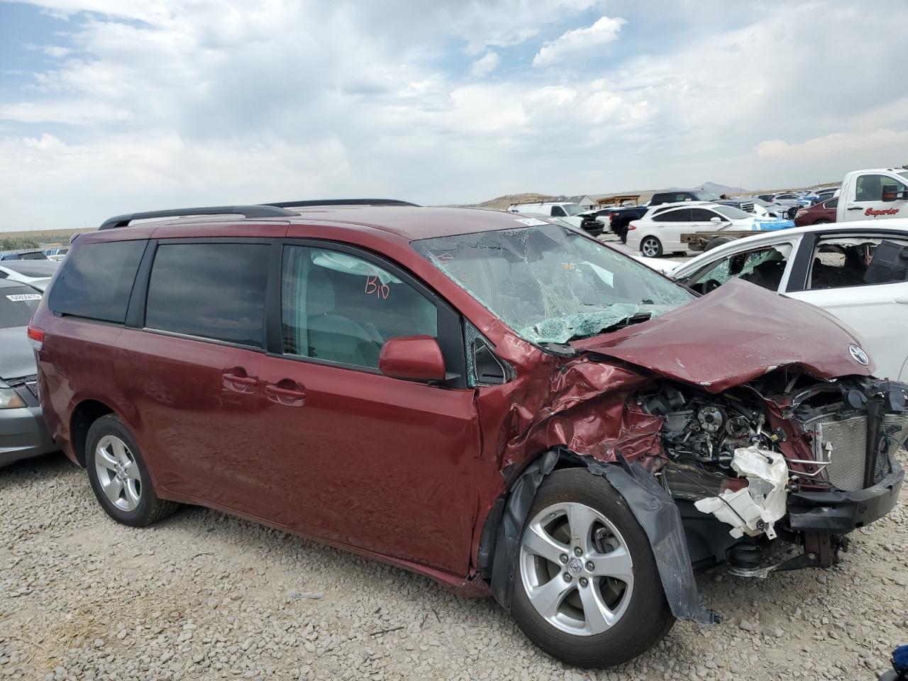 2013 Toyota Sienna Le - Фото 4