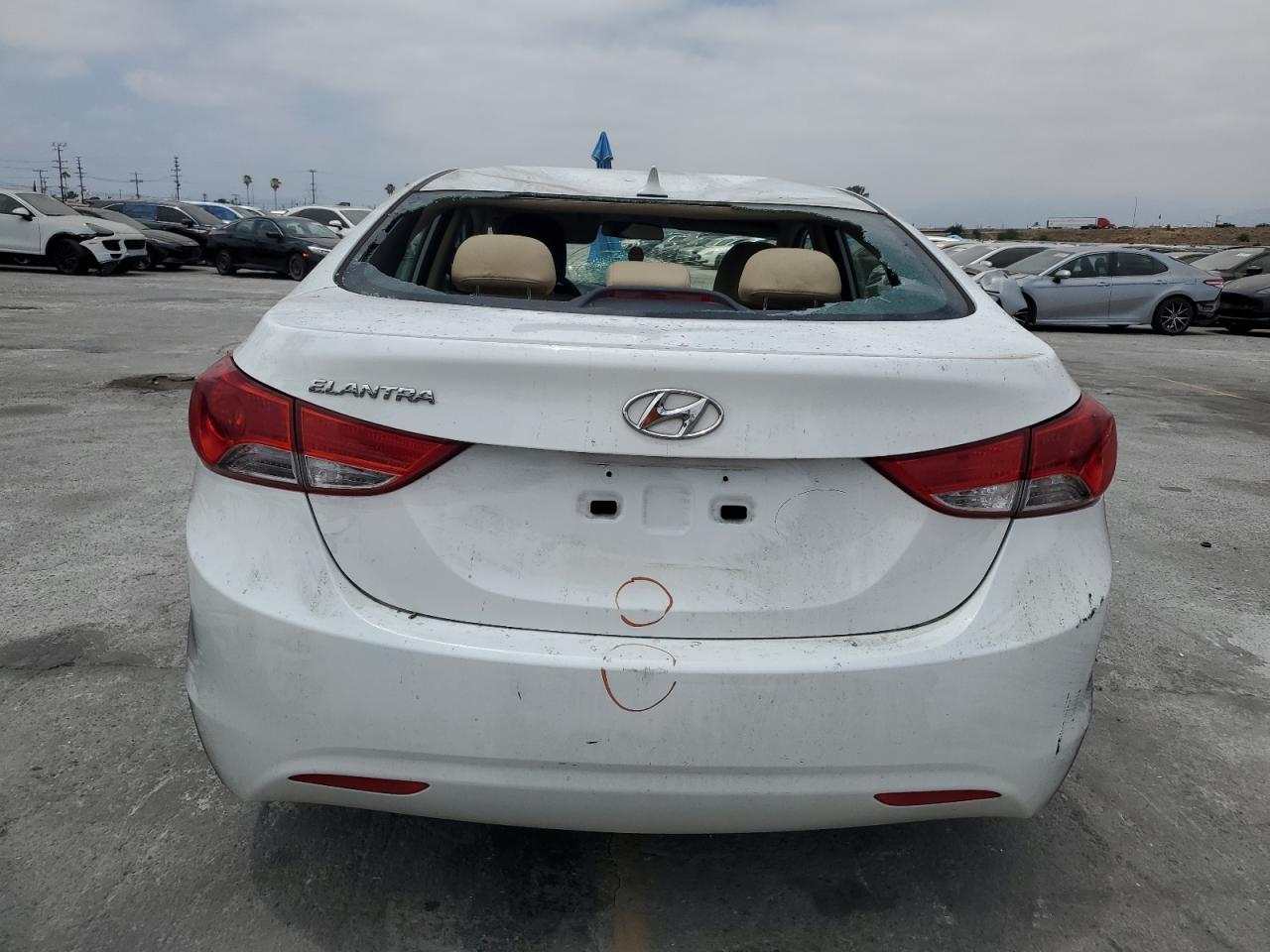 2013 Hyundai Elantra Gls - Фото 6