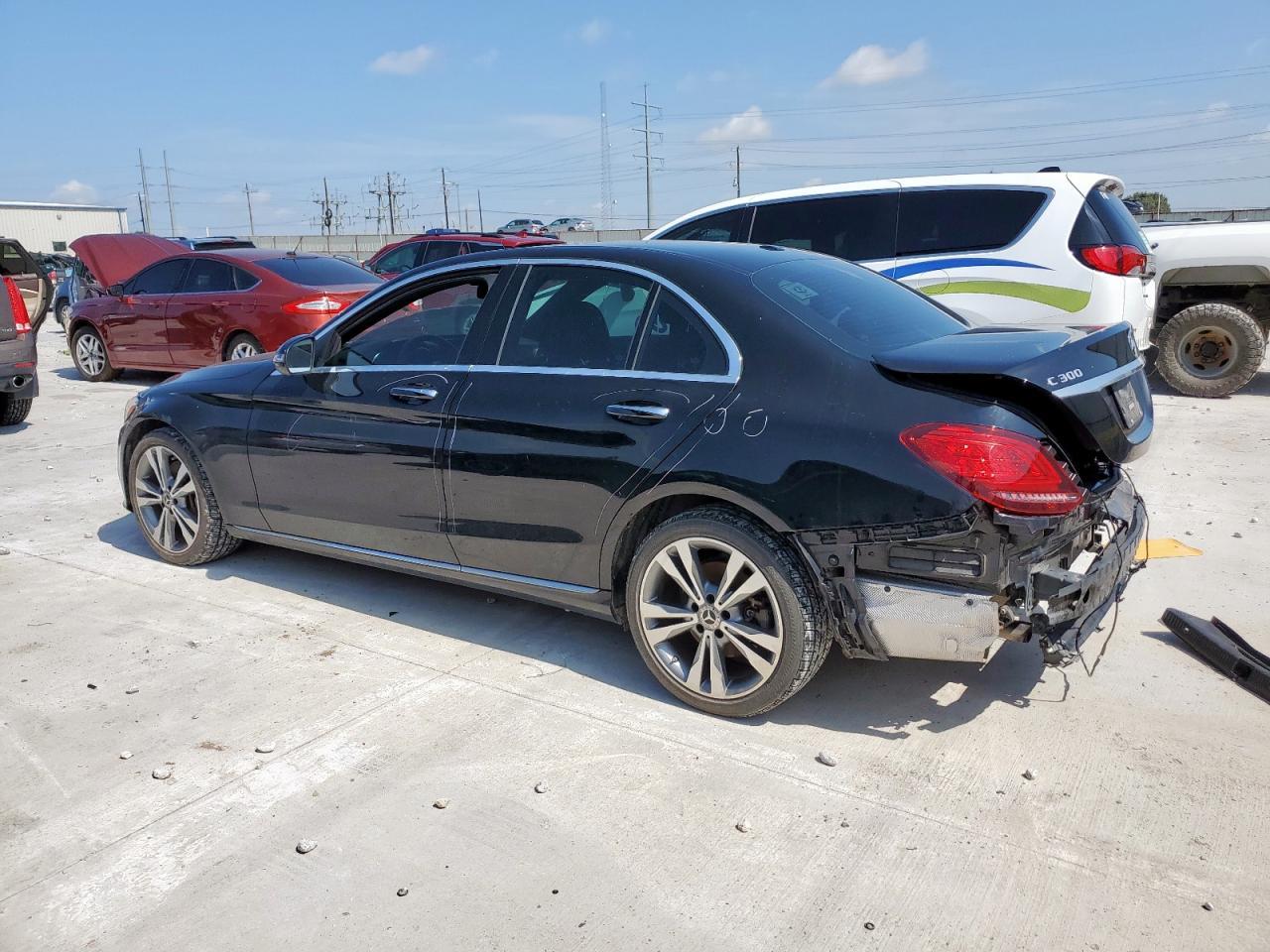 2019 Mercedes-Benz C 300 - Фото 2